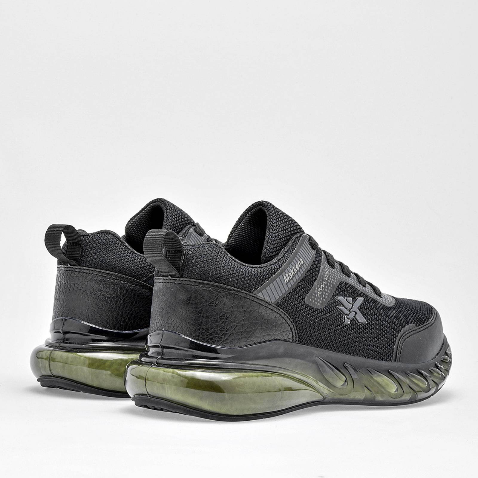 Makkena Tenis deportivo para hombre negro Codigo 125395F