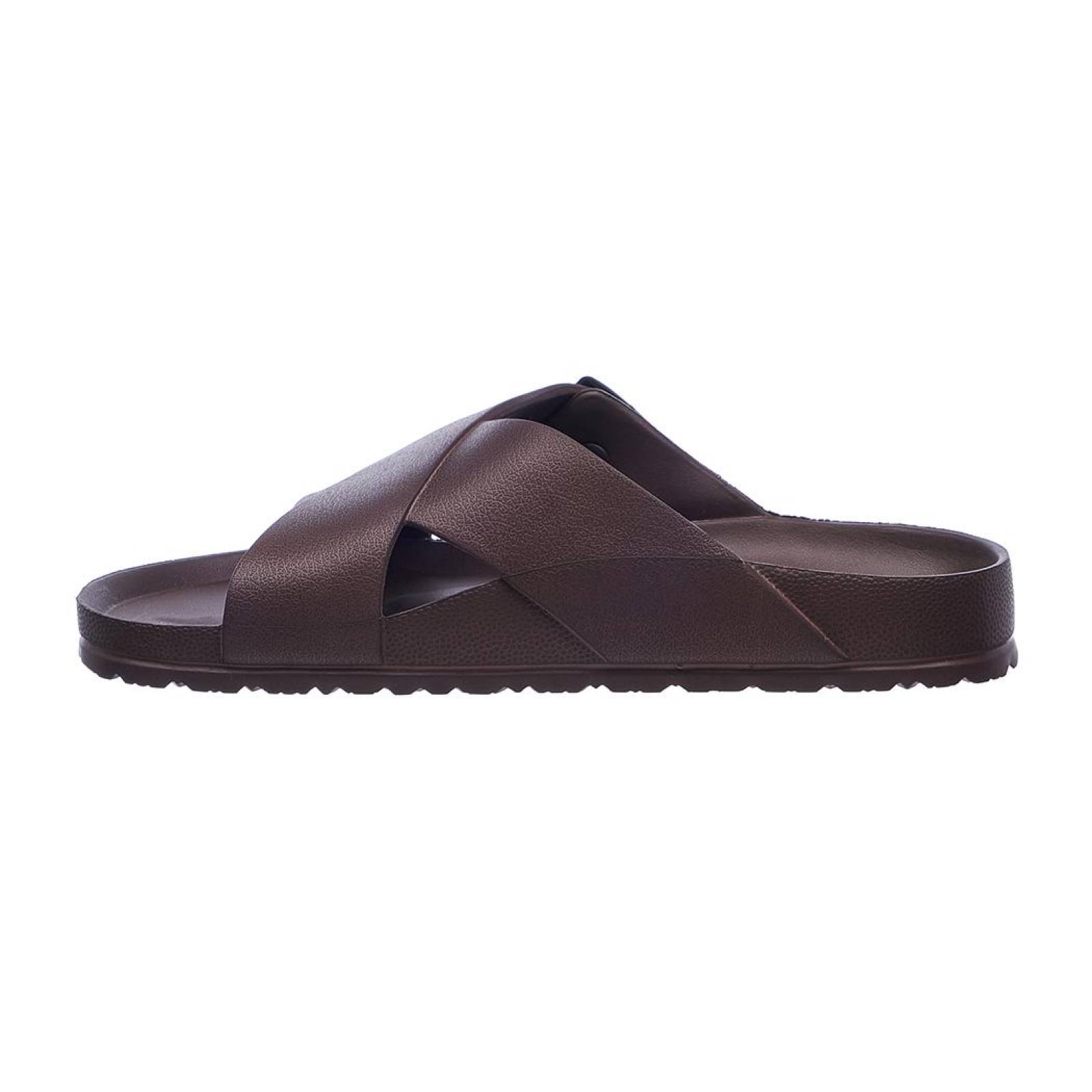 Sandalias Para Hombre Cruzadas Con Hebilla Full Plastic Café Casuales 046C15