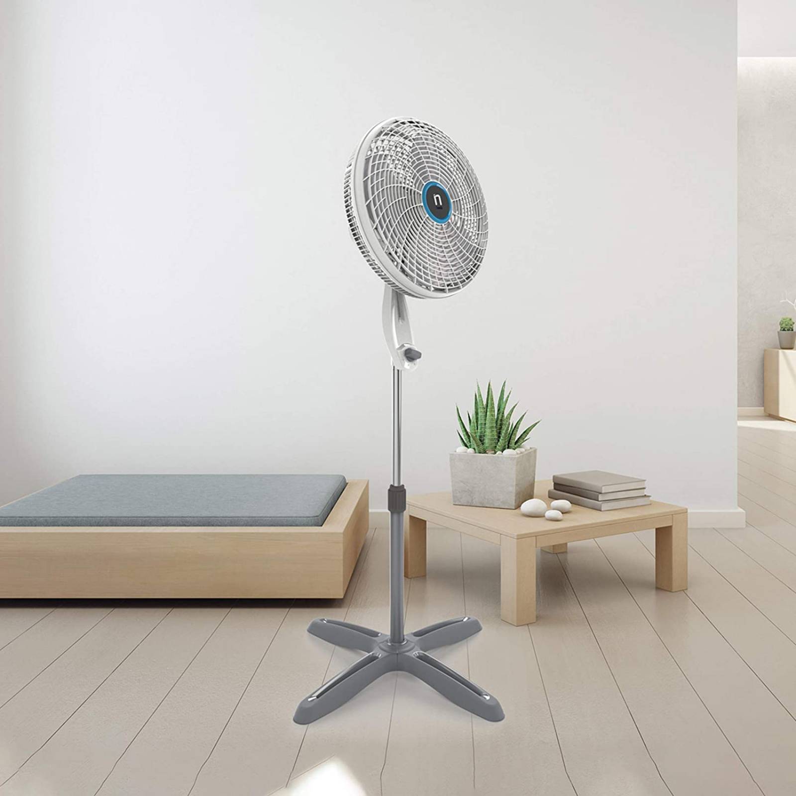 Ventilador de 16" pedestal (p160) marca navia