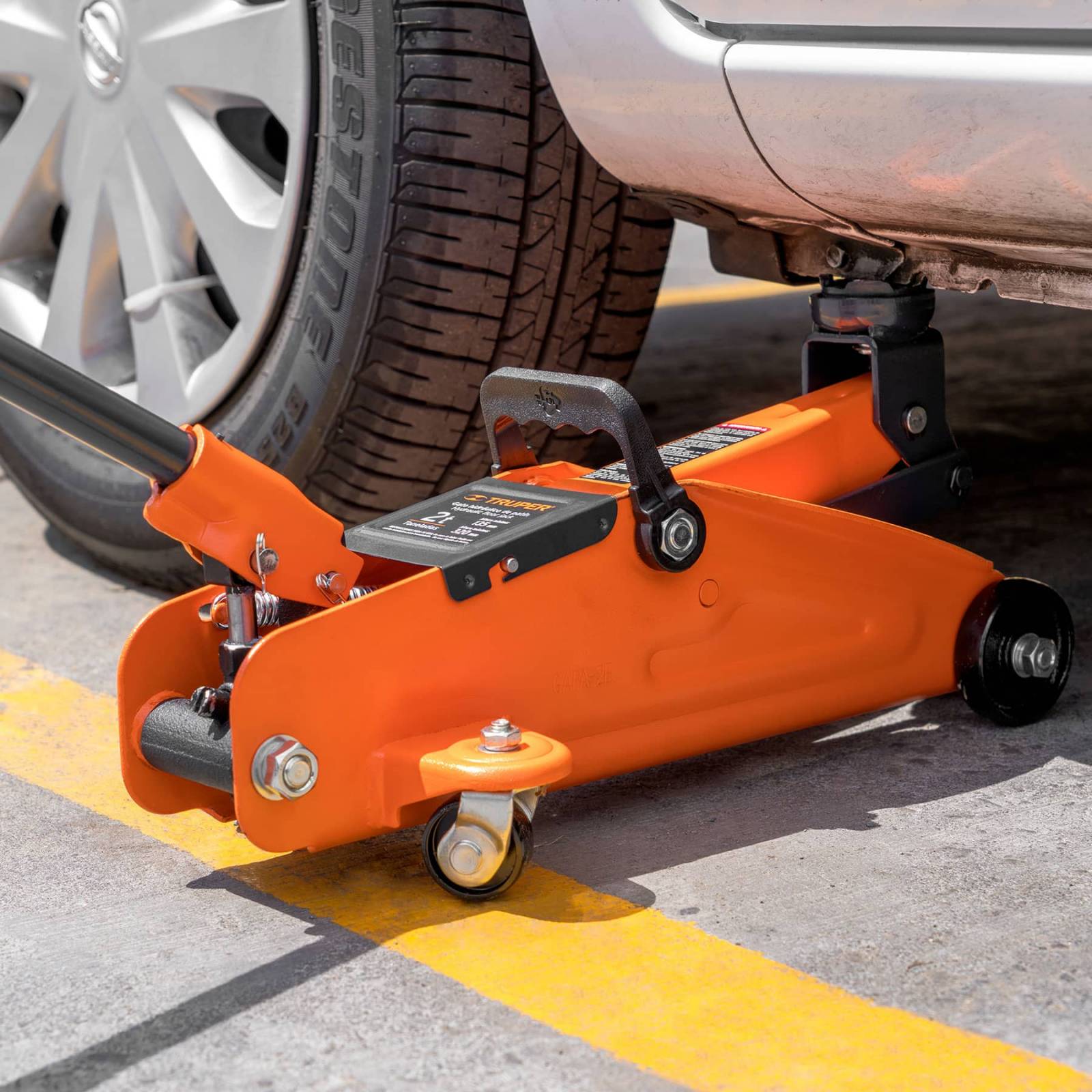 Gato hidráulico ligero 2 toneladas truper