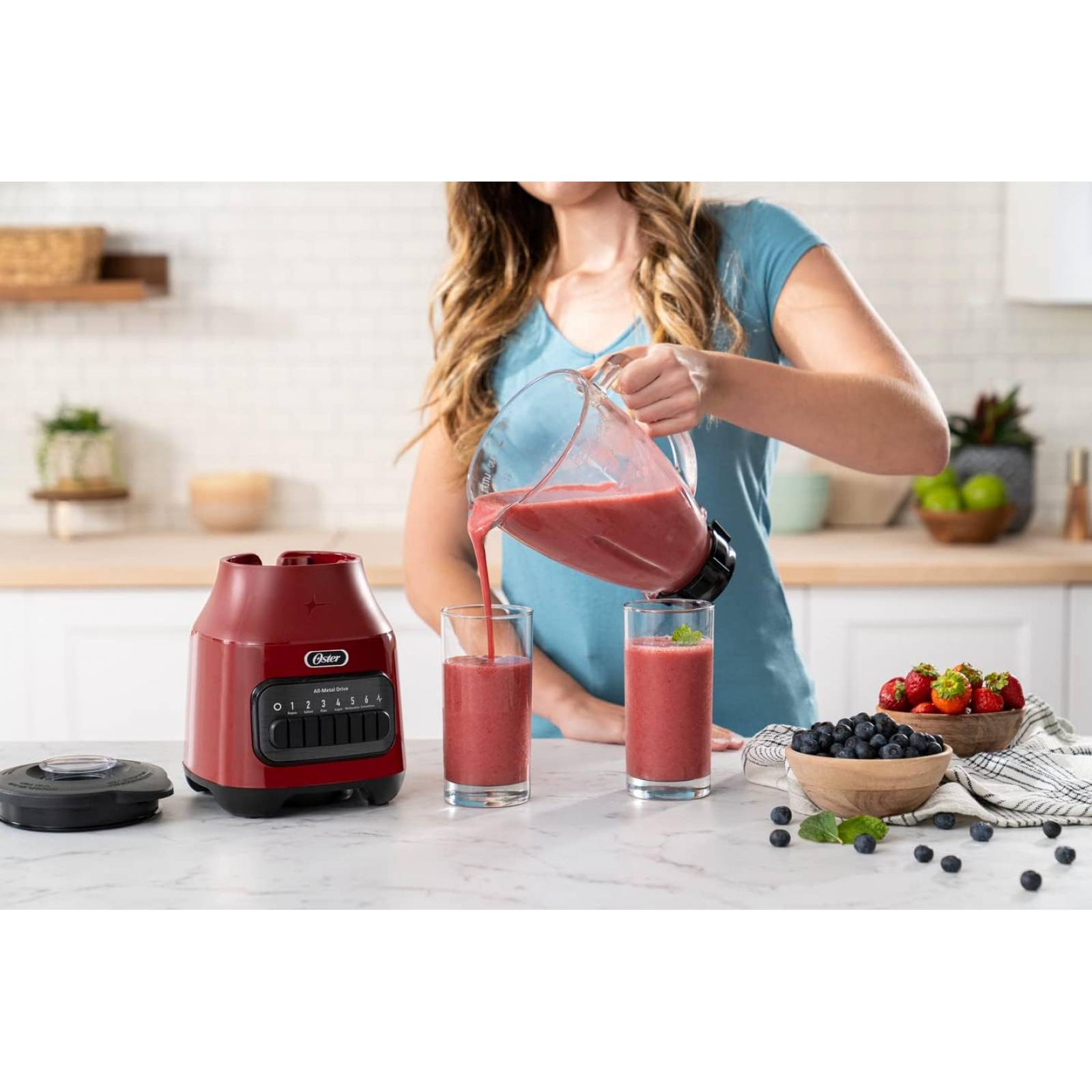 Licuadora Oster con vaso de Vidrio 6 Velocidades blstpegrpb