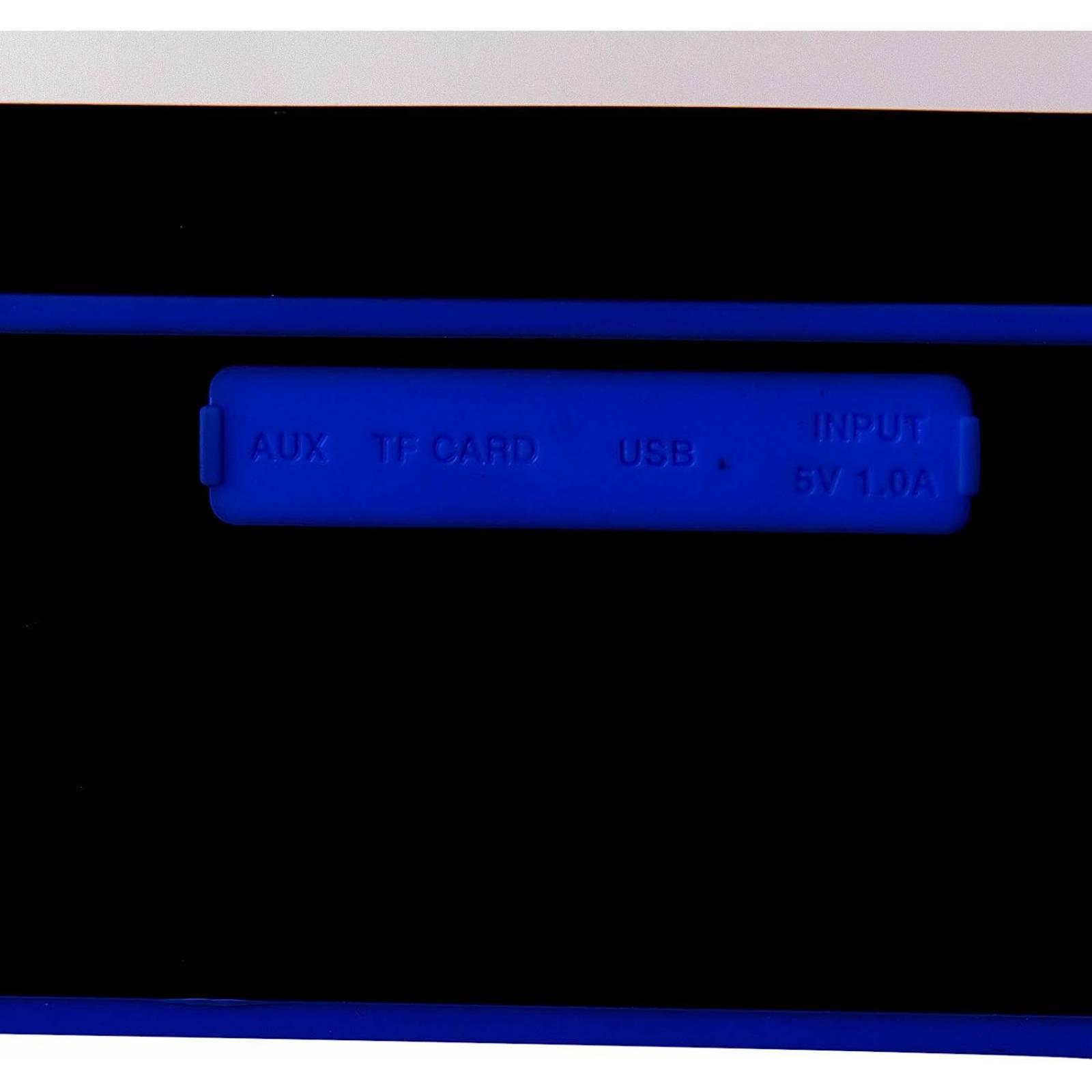 Bocina Bluetooth IPX5, Cargador solar, Power Bank y Rep. de tarjeta SD