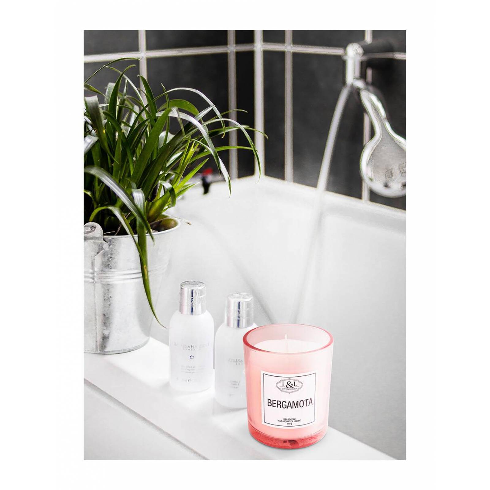 Vela Aromática Habitat Bergamota Love & Lemons DAV-4042SM en Tarro de Cristal Rosa Chica 140g 
