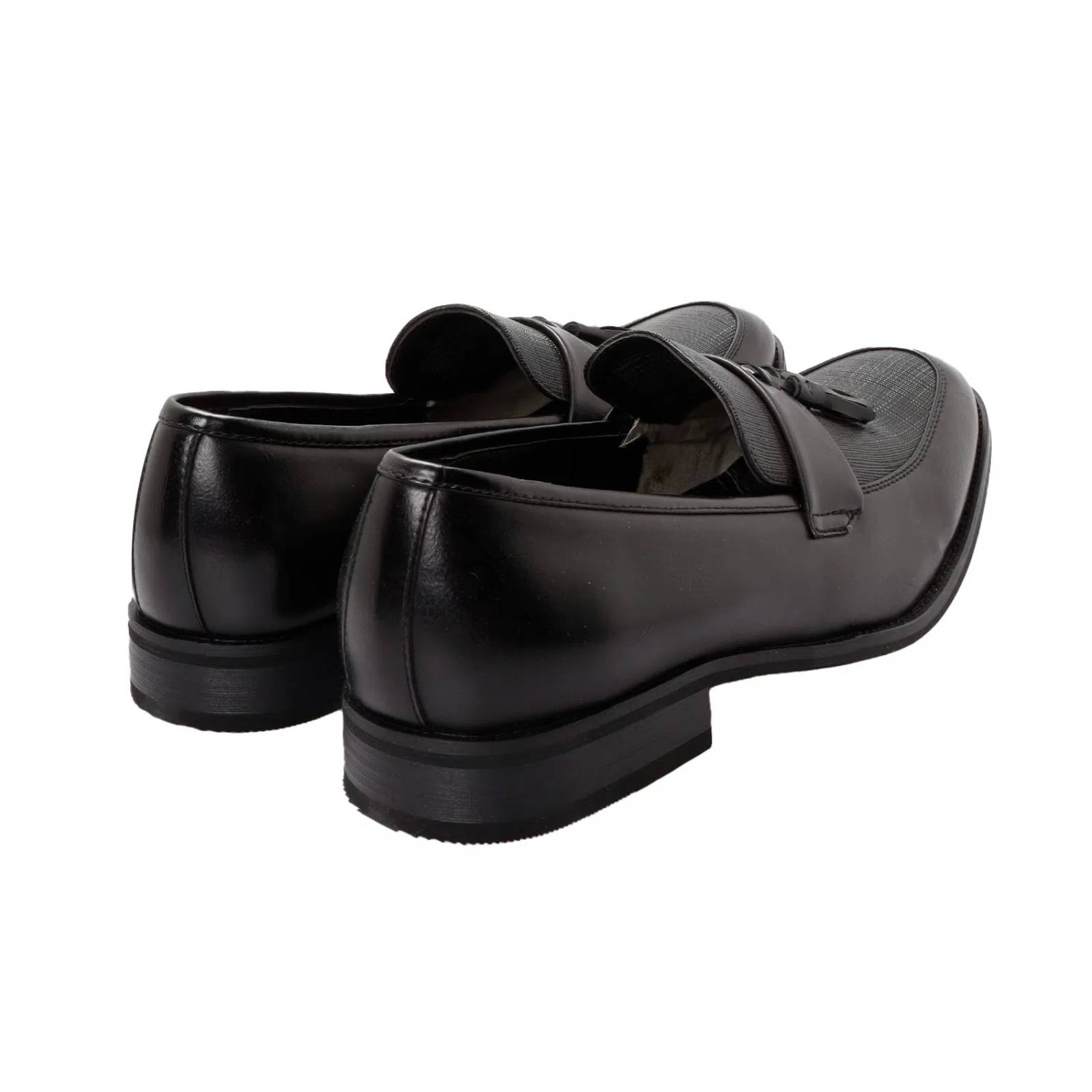 Zapatos negros para hombre con colgantes Dorothy Gaynor D12780025501