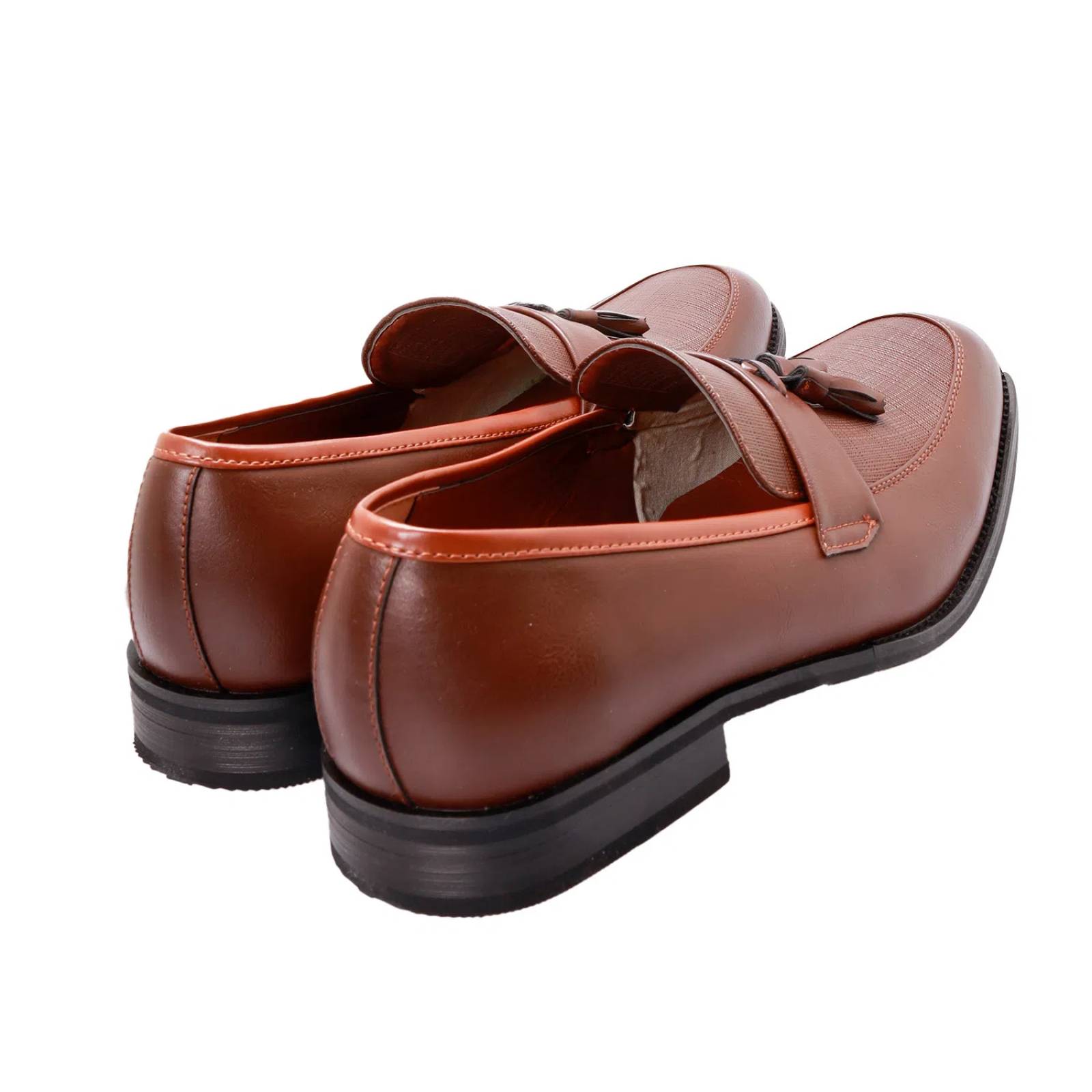 Zapatos de vestir color cognac para hombre Dorothy Gaynor D12780025554