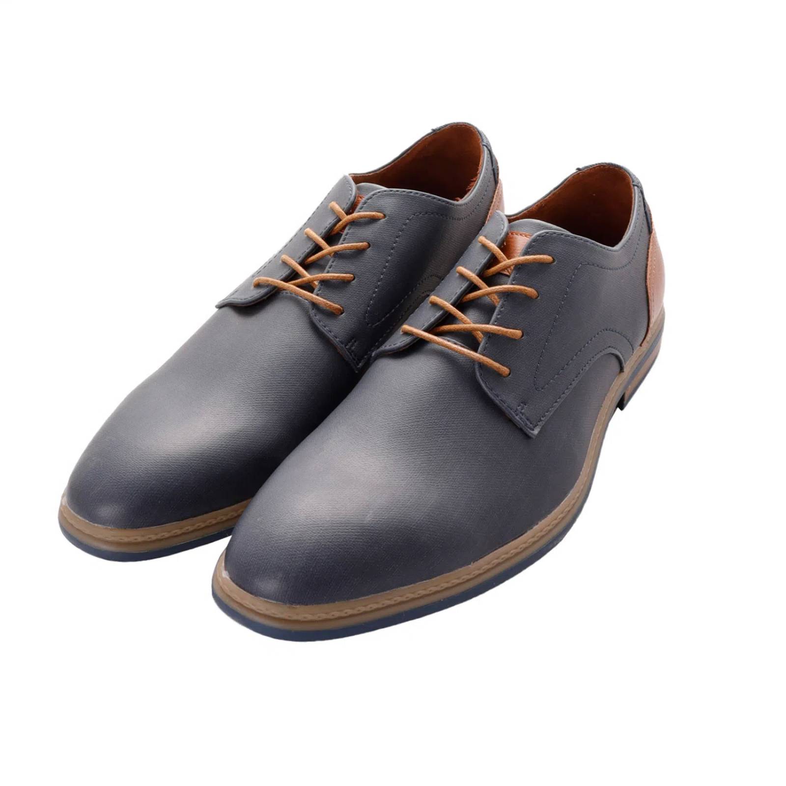 Zapatos Kristof color azul marino con detalle café en talón D12220210523