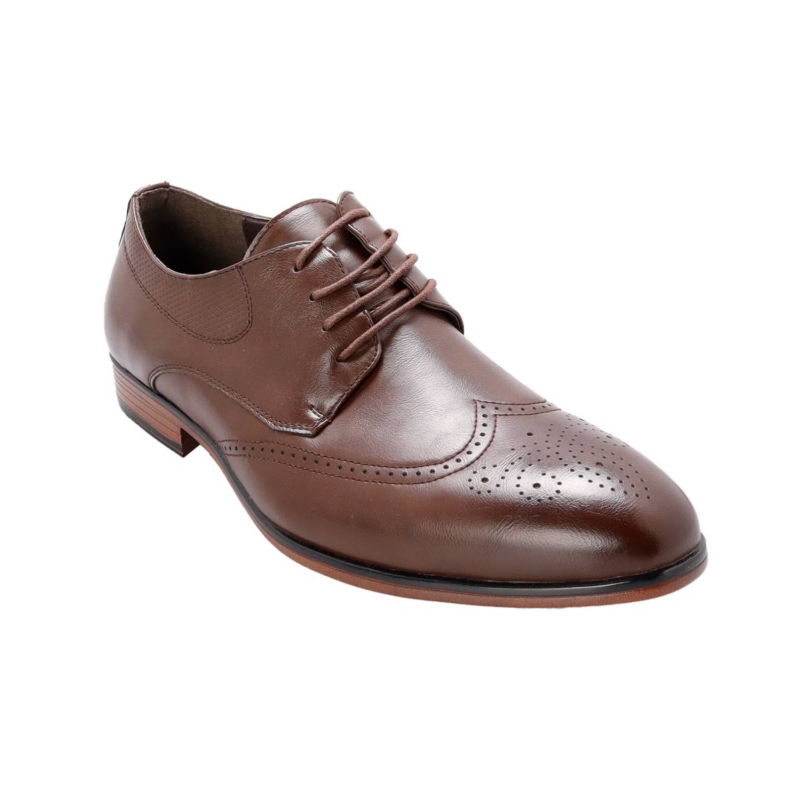 Zapatos Steven color café oscuro con detalle perforado D12780030556