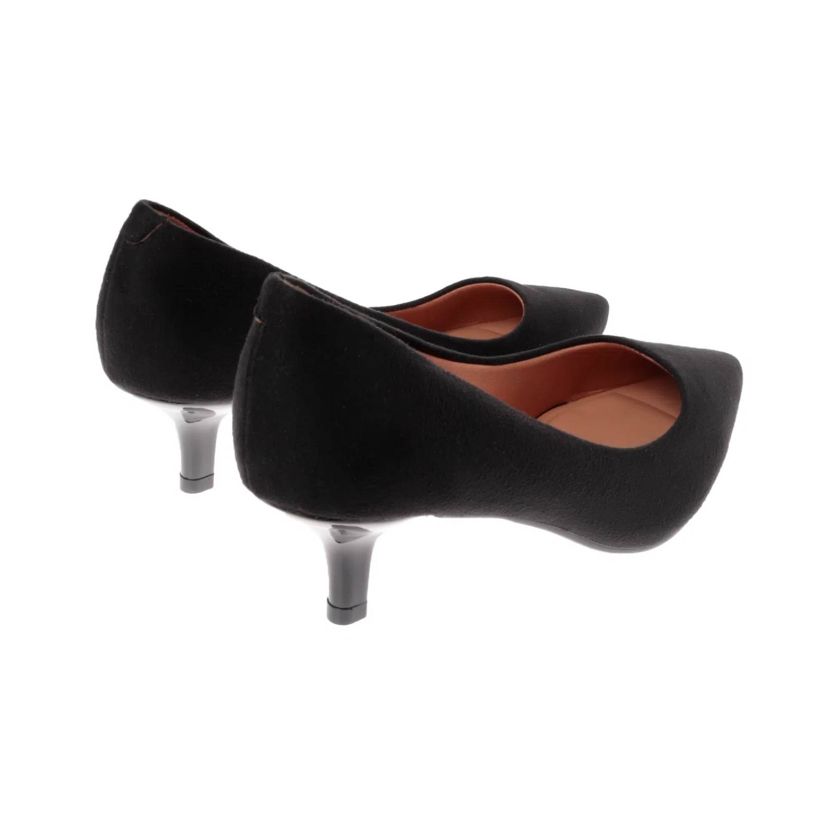 Zapatillas Ángela color negro con tacón kitten