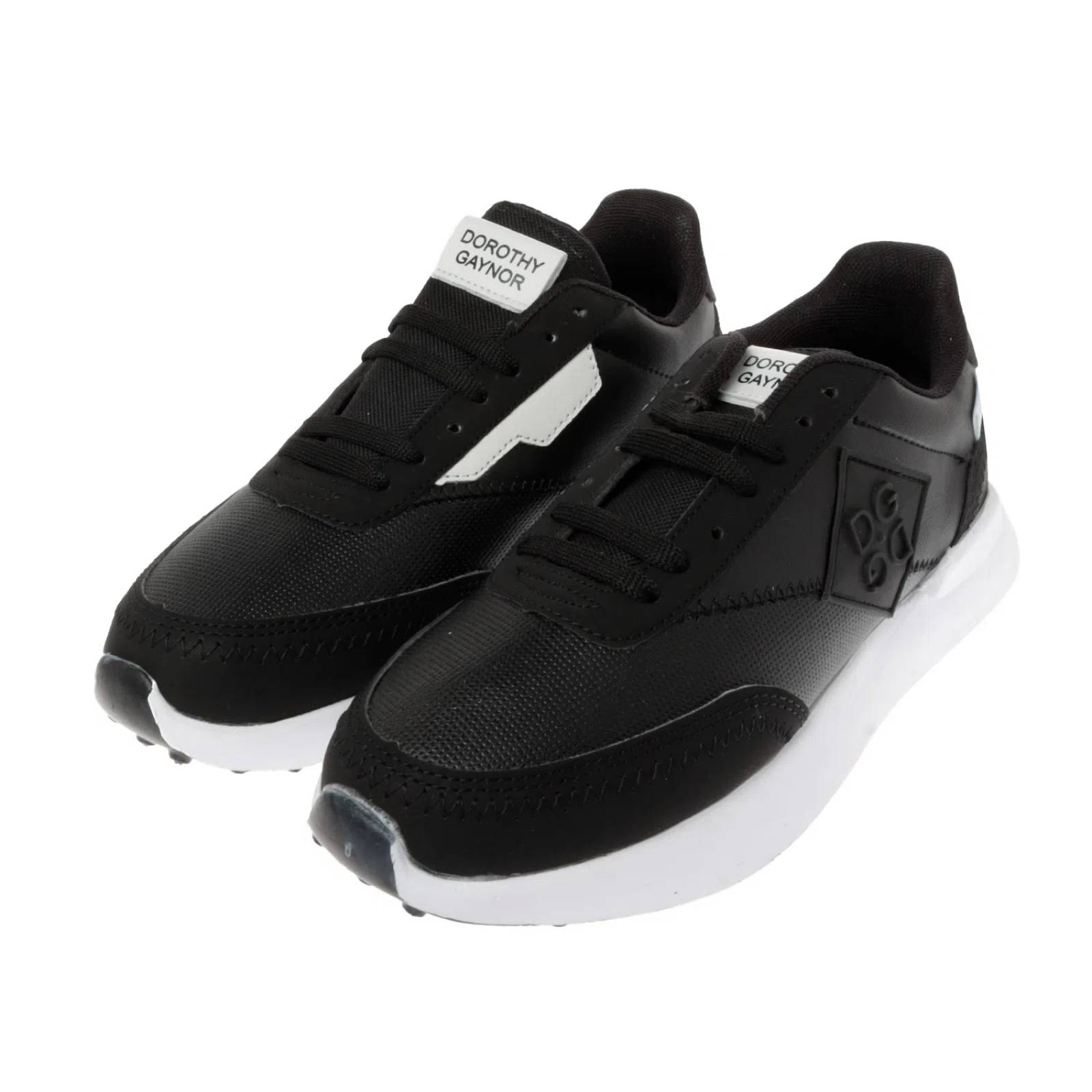 Tenis Abigail color negro con suela alta