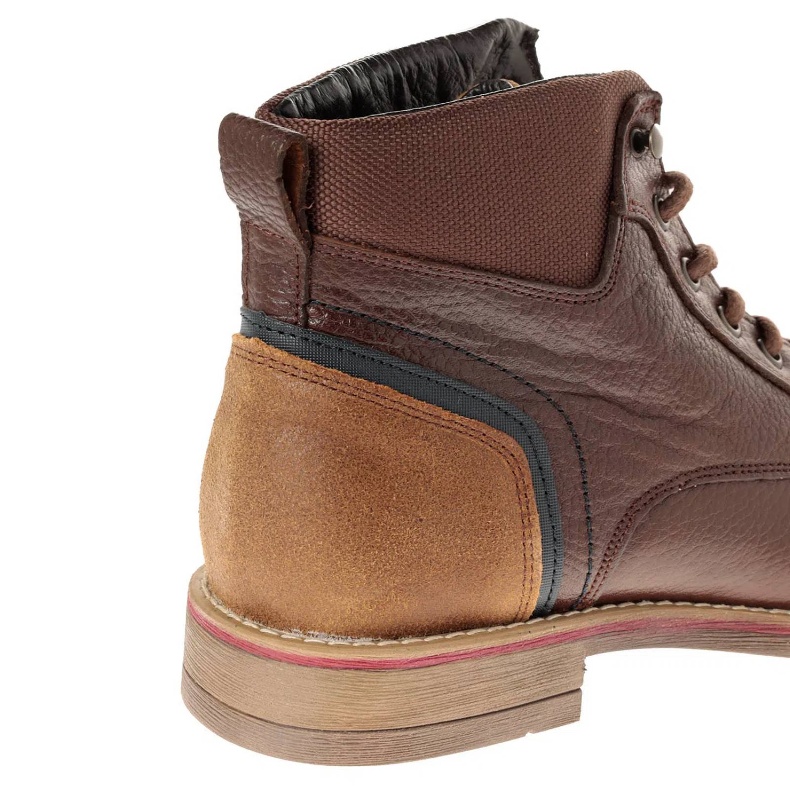 Botín Isaac color café de piel con textura snake D06300095550