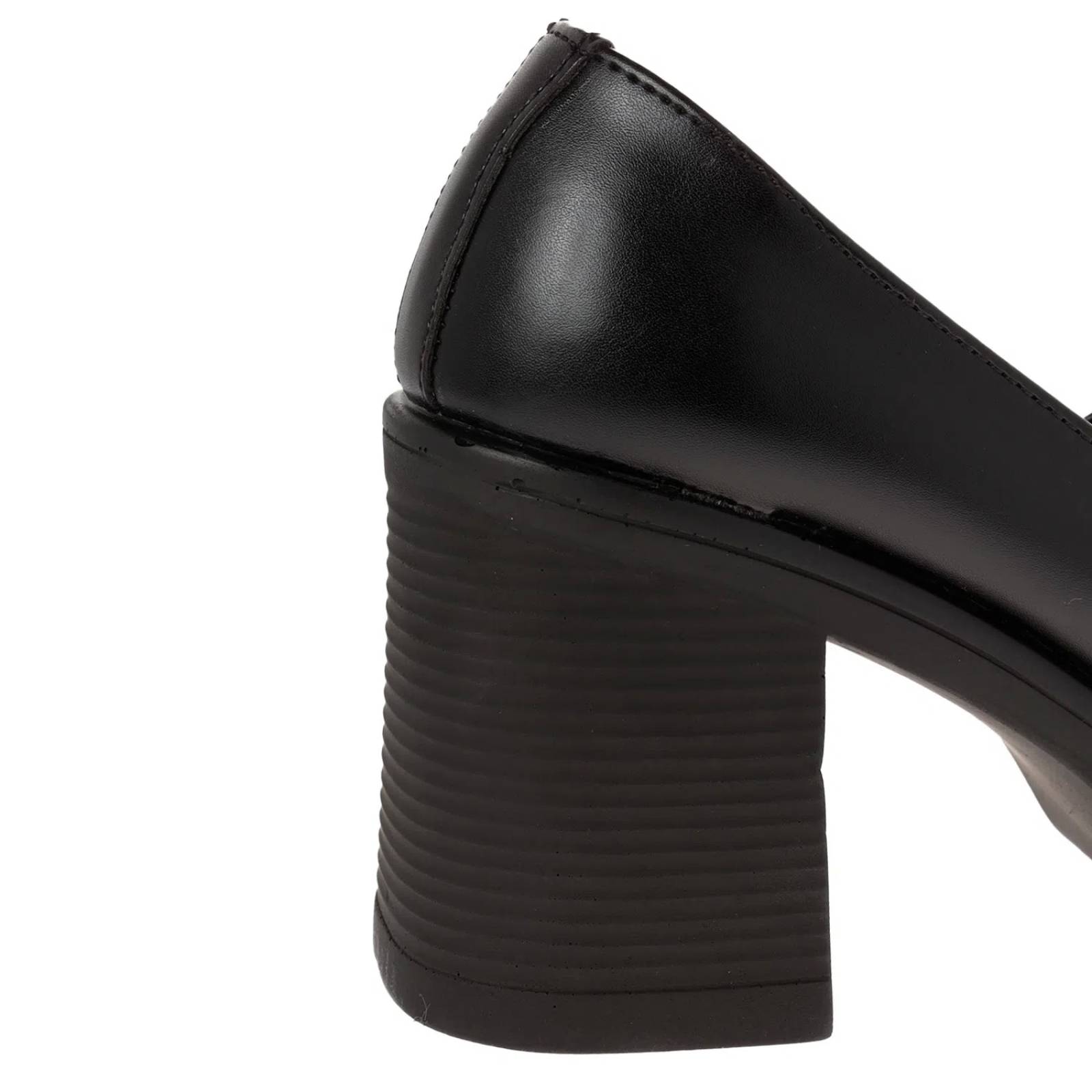 Mocasín Becky color negro con doble plataforma