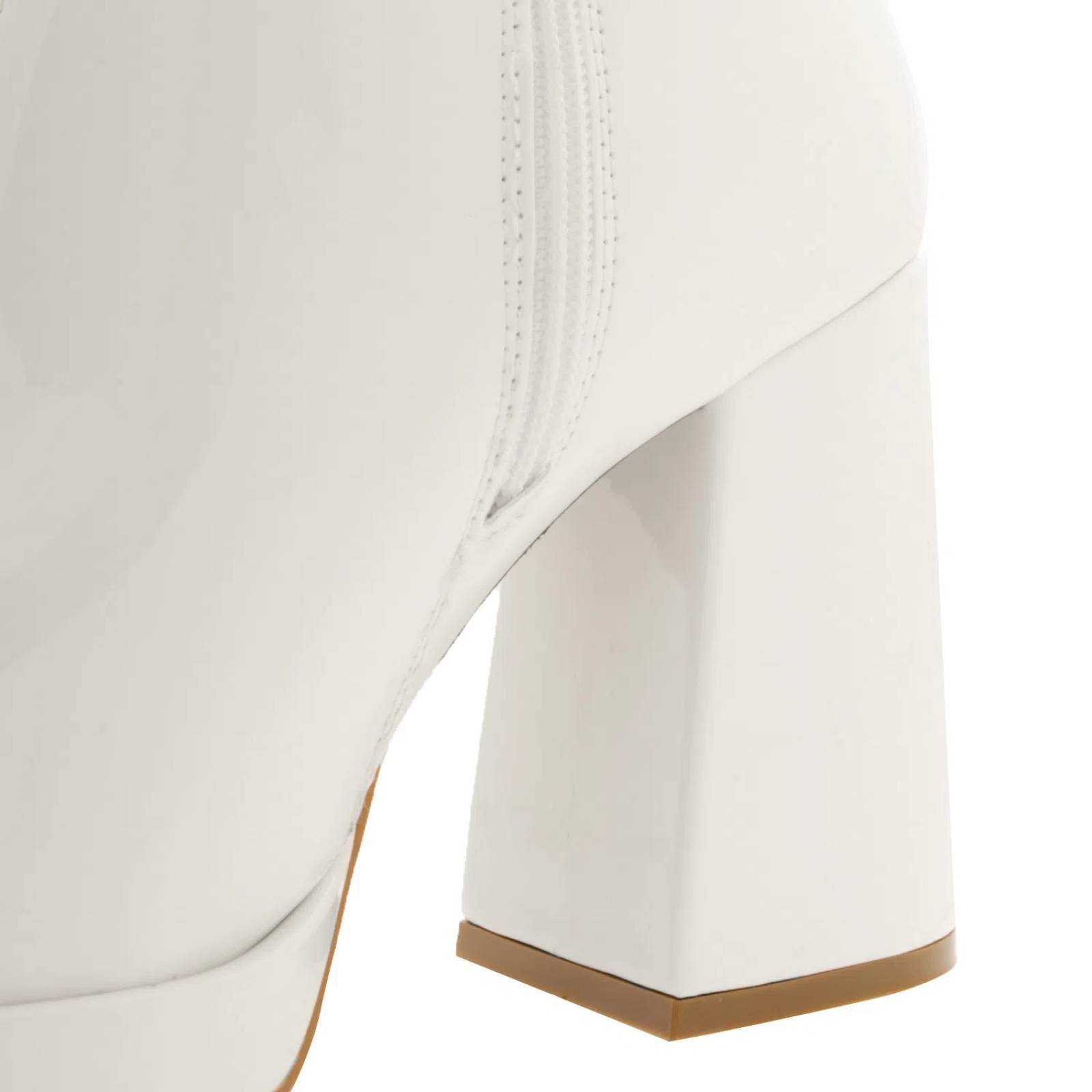 Botín Ivonne Color Latte D00960618631