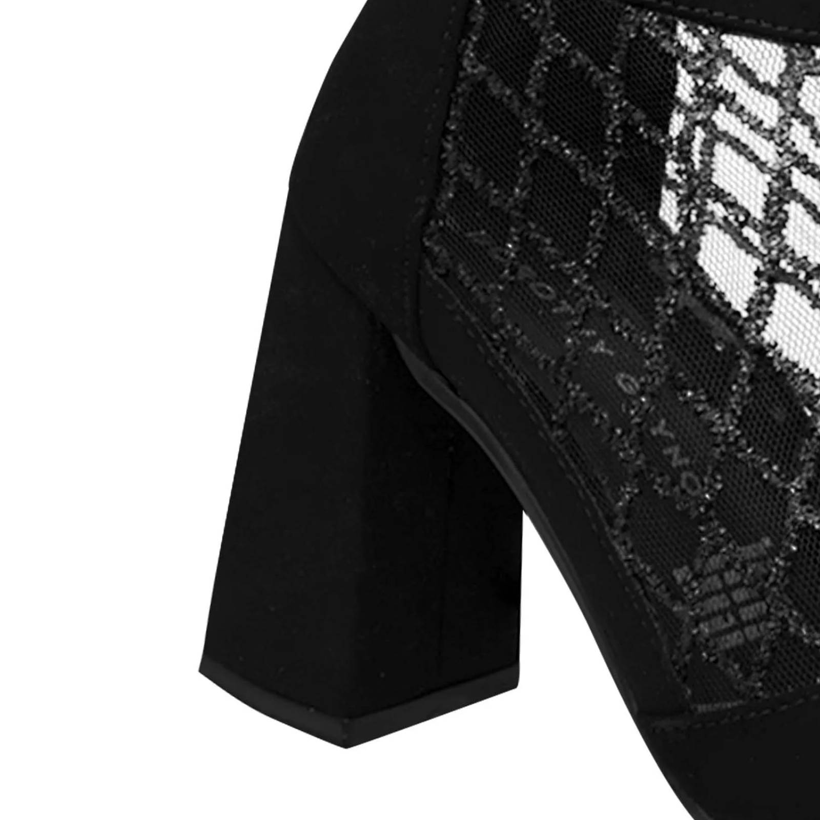 Zapatilla Cleopatra Color Negro D09980817501