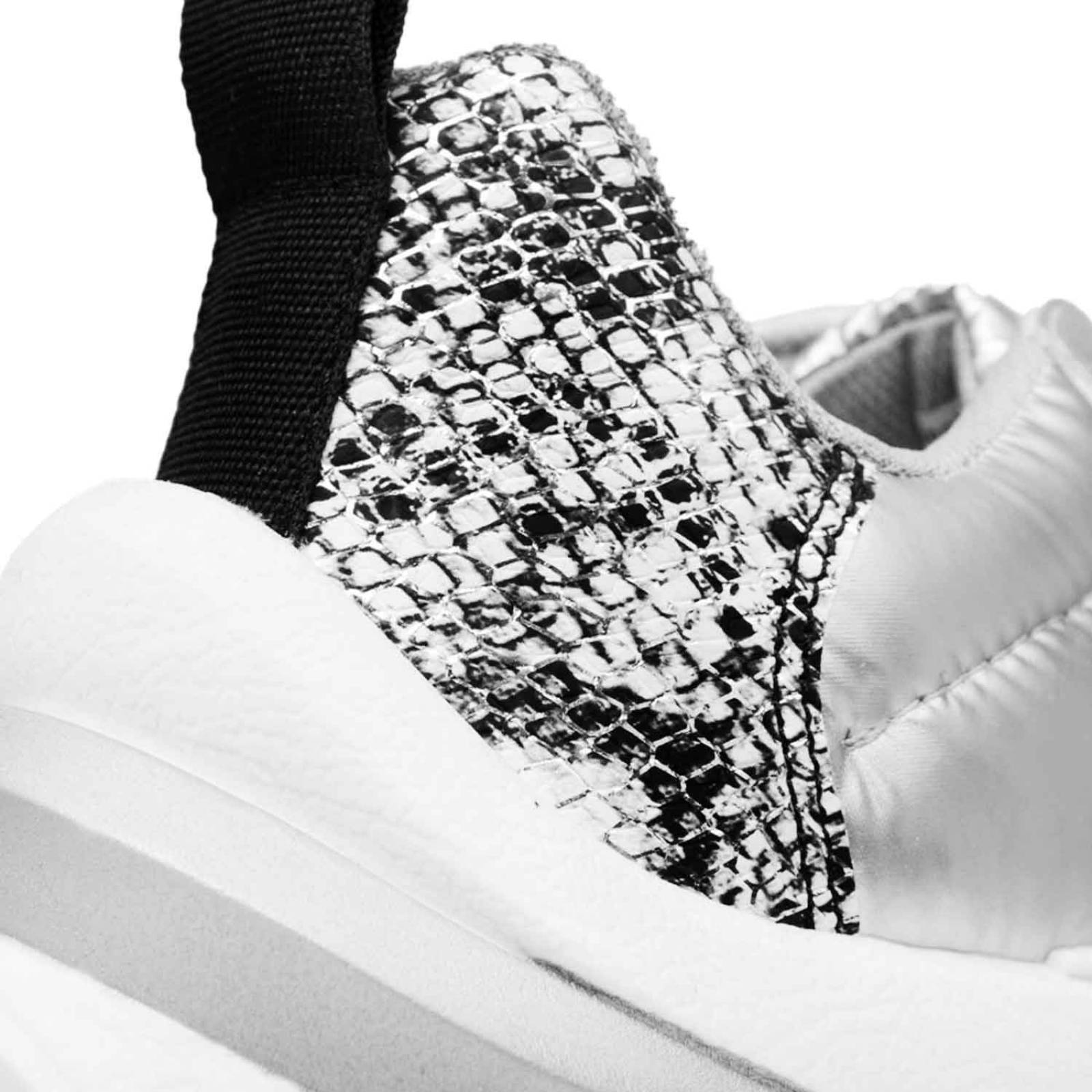 Tenis Sandra Color Plata D02801055612