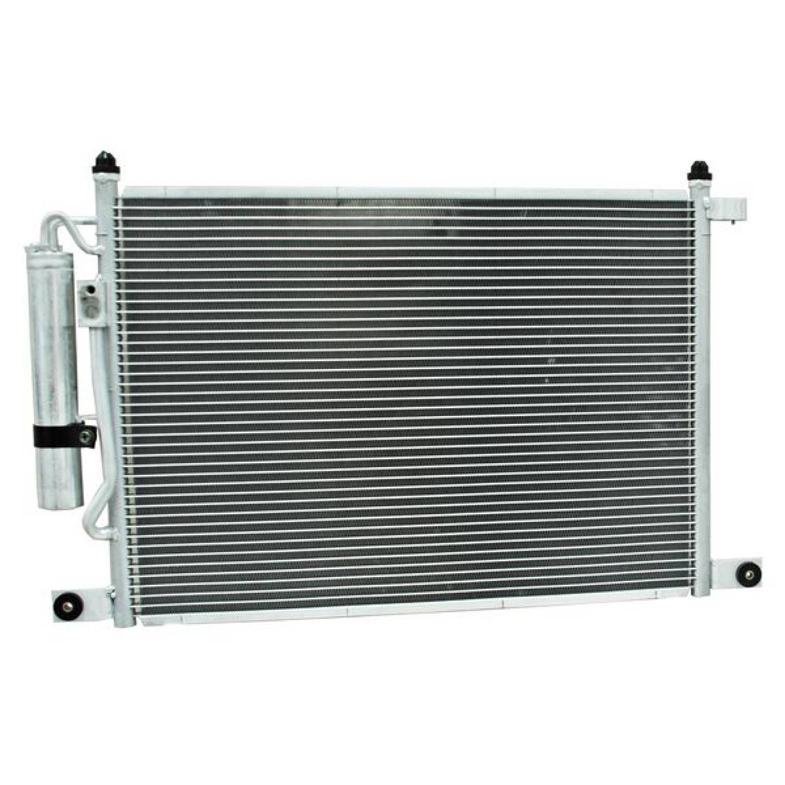 Condensador Chevrolet Aveo 2004 2005 2006 2007 L4 1.6 Litros Con Deshidratador Wld