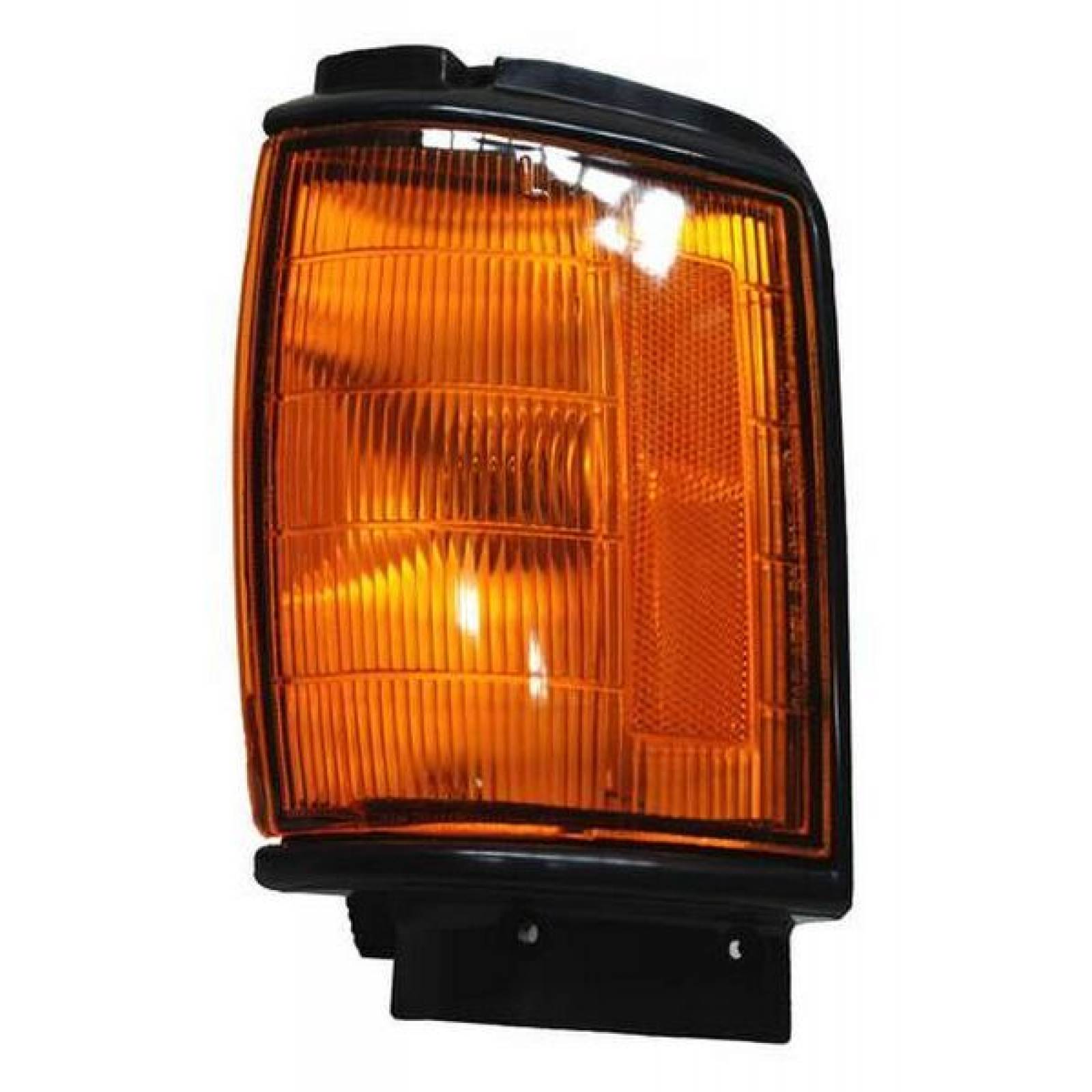 CUARTO PUNTA TOYOTA PU 1984-1988 2WD/ 4RUNNER 1984-1986 AMBAR NEGRO  TYC PILOTO