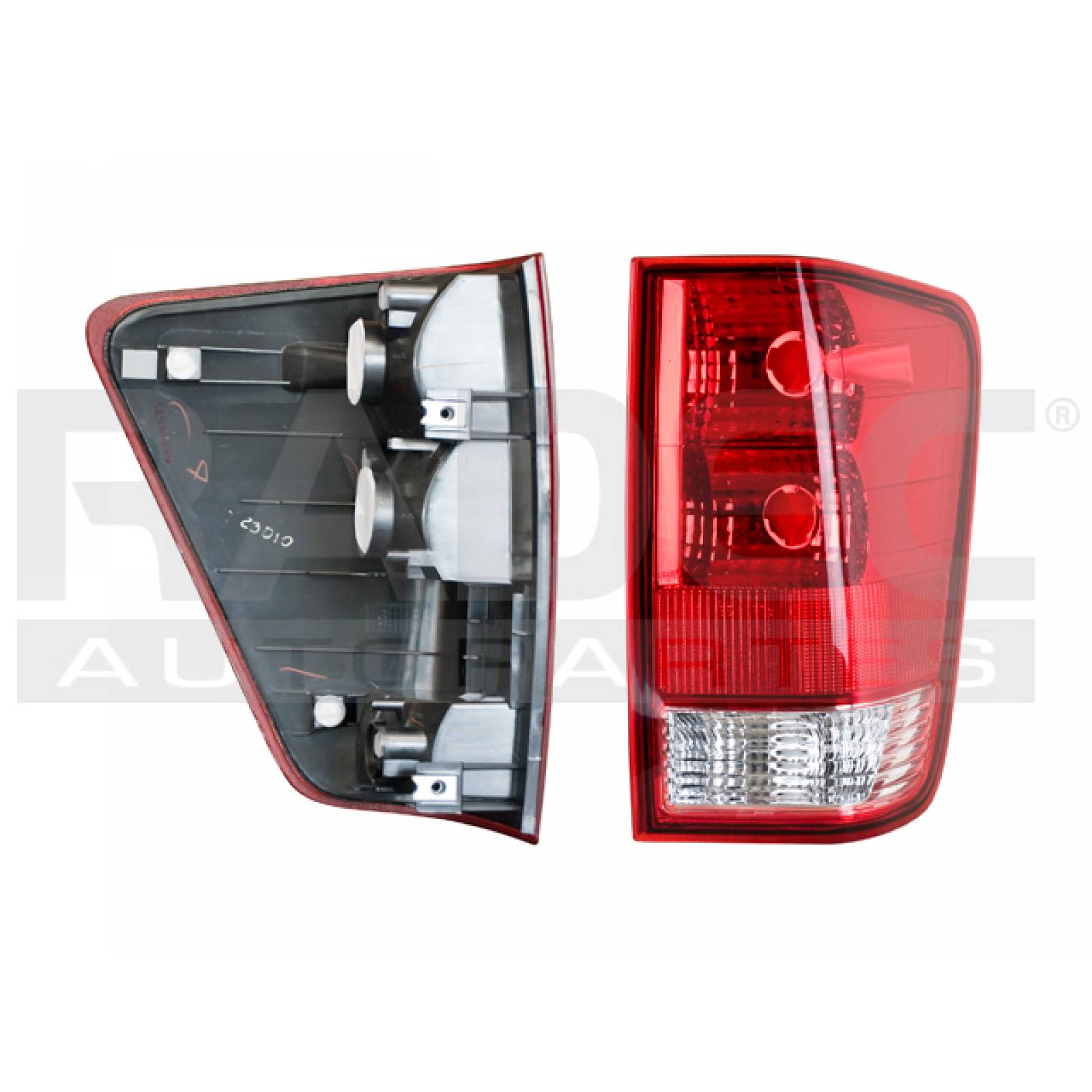 Calavera Nissan Titan 2004-2012 Der Sin Luz Para Caja Xpo