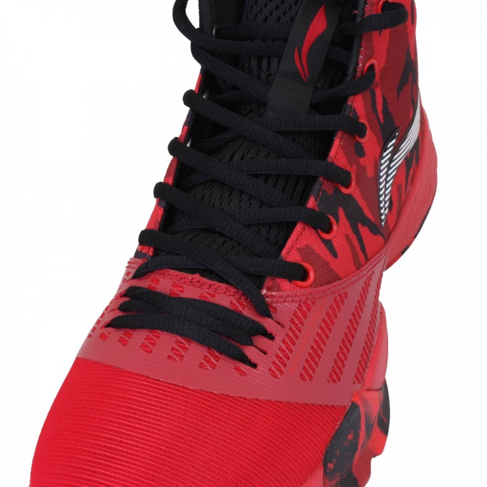 tenis basketball rojos