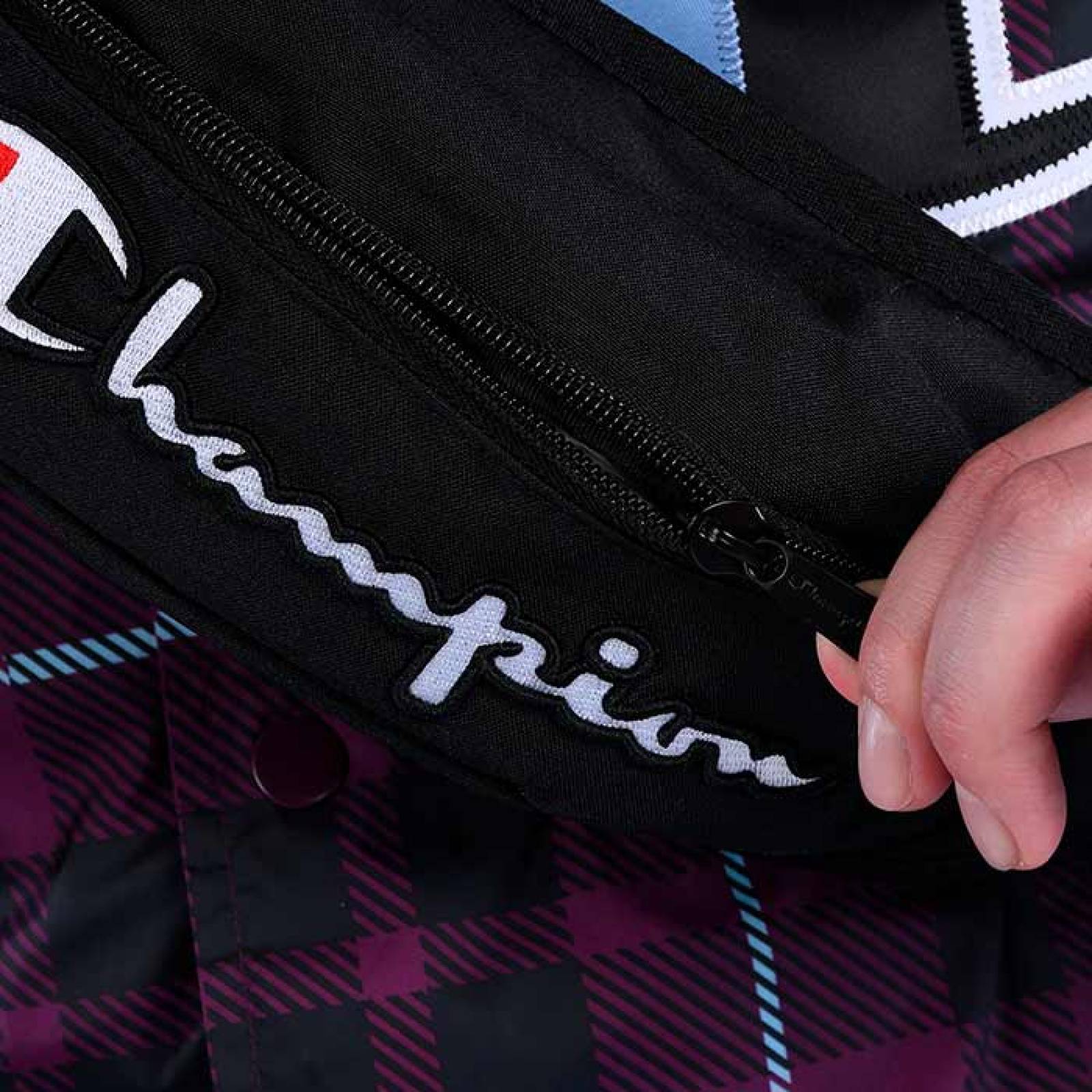 Cangurera Champion Unisex Correa Ajustable Negro 25190609298BLK