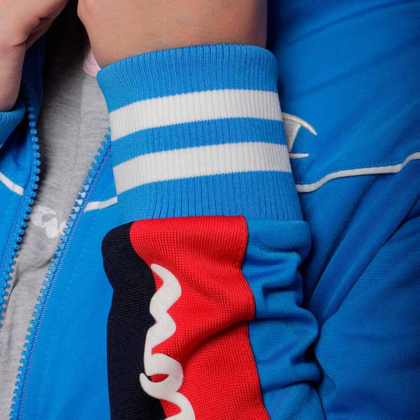 Chamarra Champion Mujer Estilo Retro Azul JL4391550299YI8BLUE