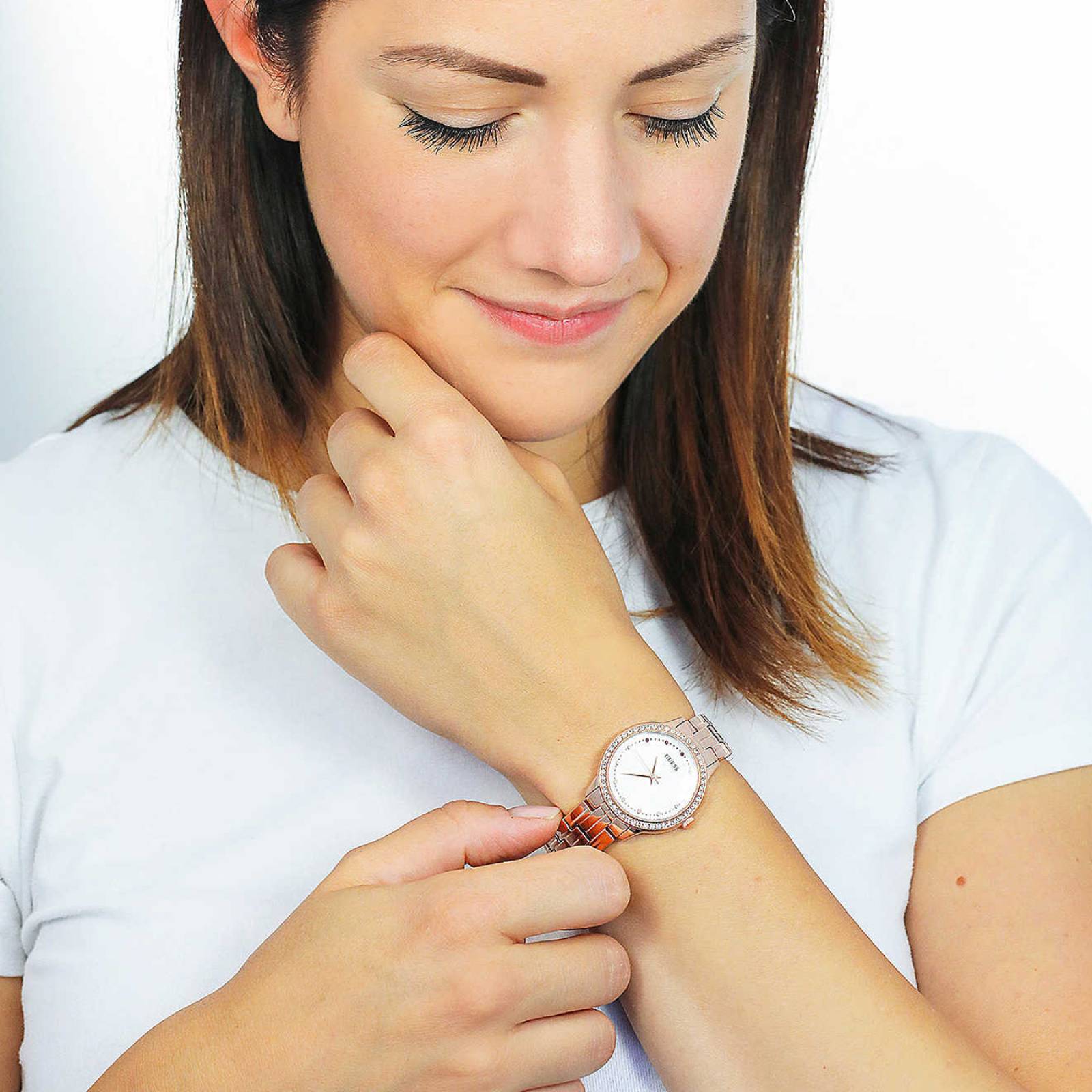 Reloj Guess Mujer Chelsea Analógico Oro Rosa W1209L3