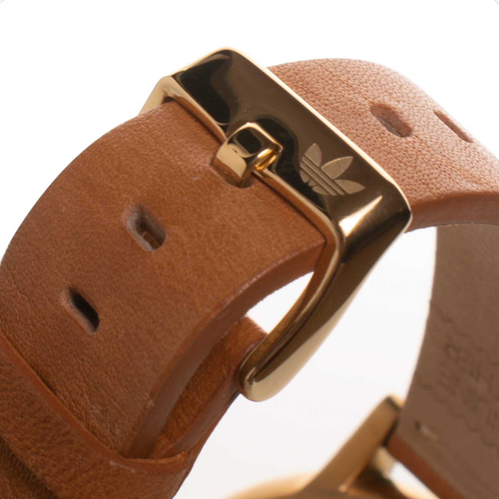 Reloj adidas Hombre Dorado District Casual Analógico Z082548.