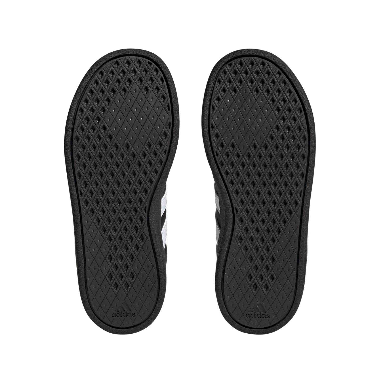TENIS PARA NIÑOS ADIDAS NIÑO NEGRO BREAKNET 2.0 K HP8961.