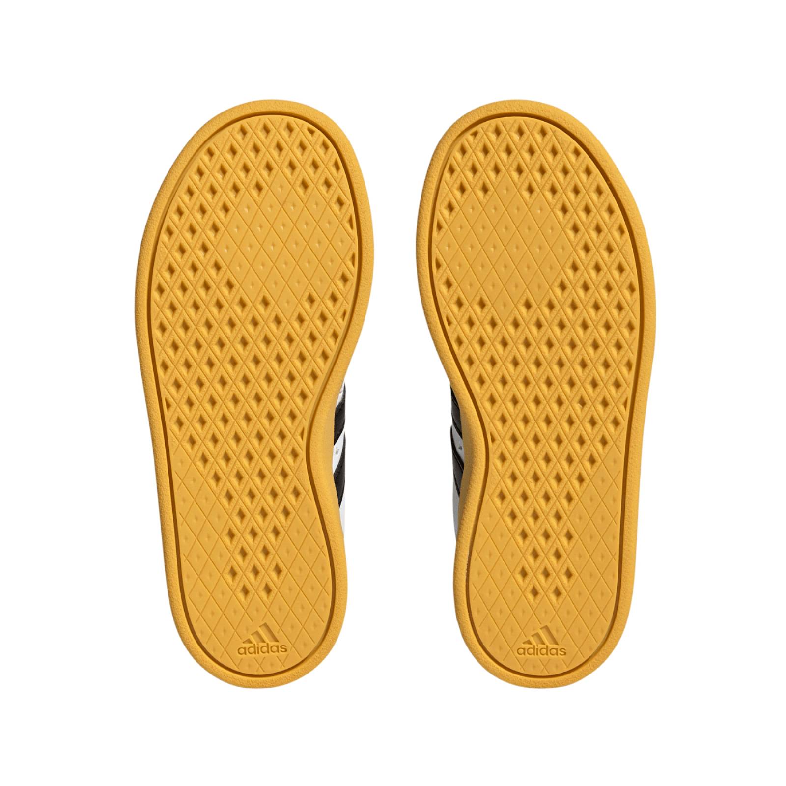 TENIS PARA NIÑOS ADIDAS NIÑO BLANCO ADIDAS BREAKNET X DISNEY MICKEY MOUSE IG7163.