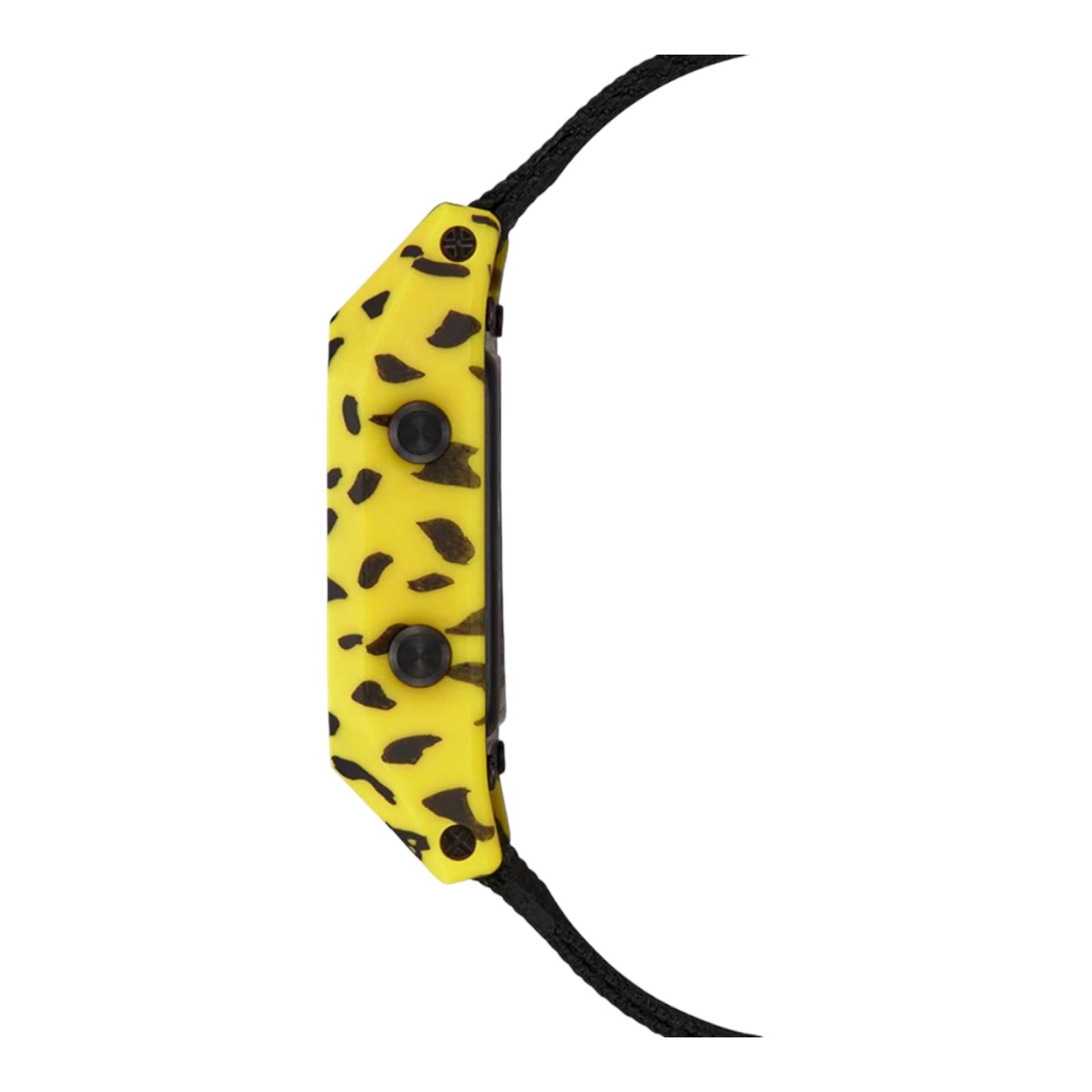 RELOJ NIXON UNISEX NEGRO NIXON STAPLE PLÁSTICO A1358-887