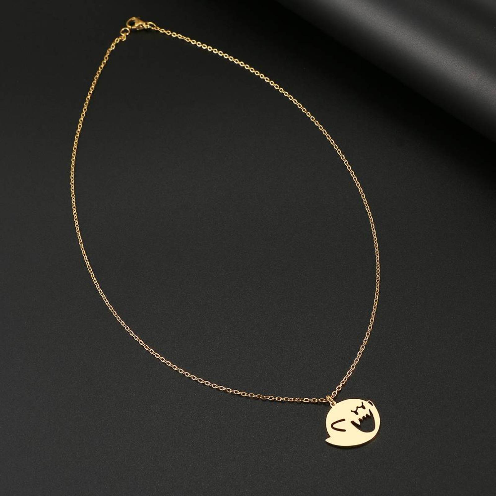 Collar Cadena Acero Inoxidable Dije Mario Fantasma Boo  - Oro
