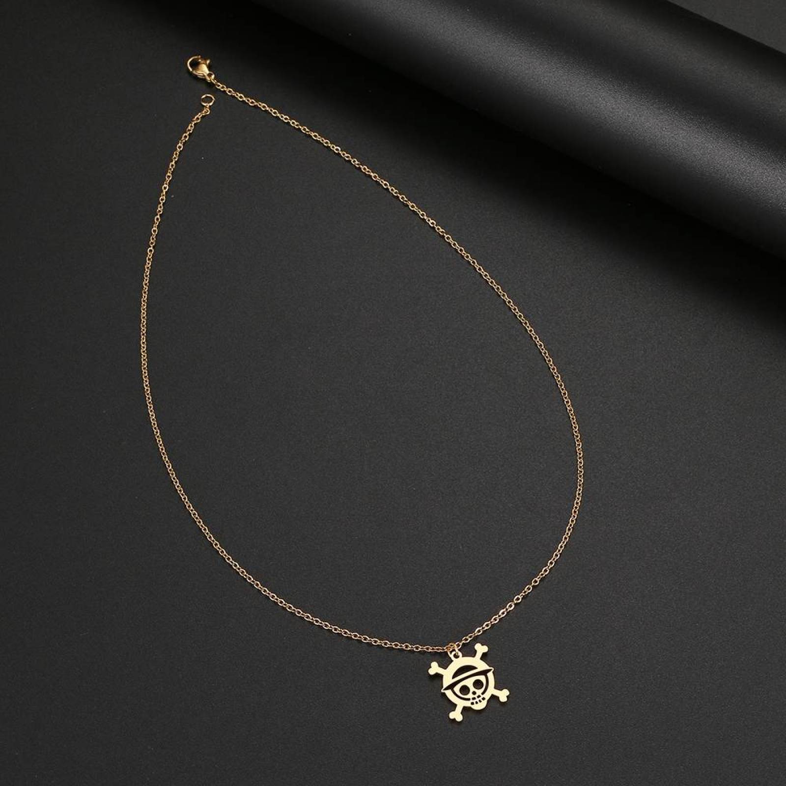Collar Cadena Acero Inoxidable Dije One Piece Luffy  - Oro