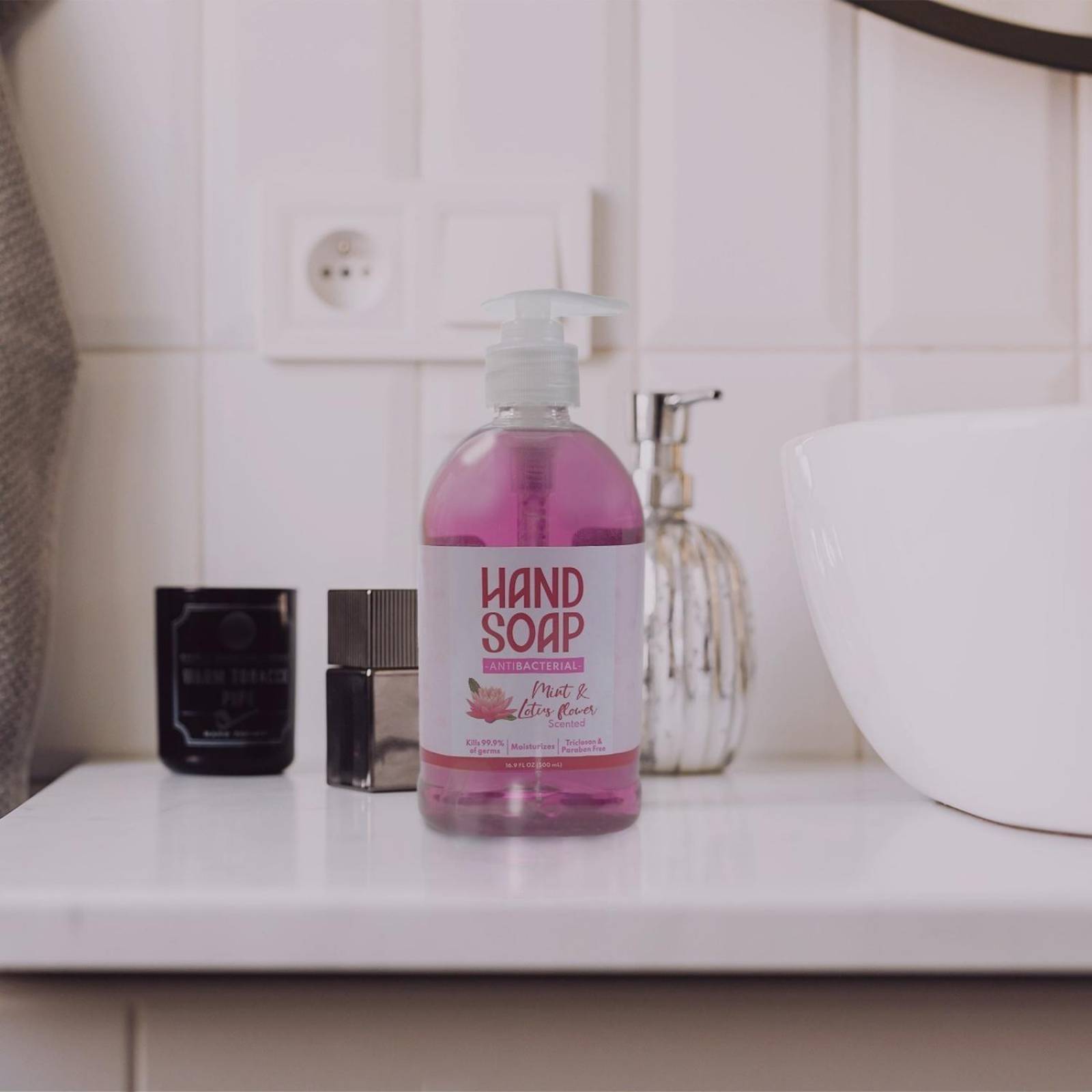 Jabón Líquido Para Manos Antibacterial Hipoalergénico 500mil Flor de loto y menta