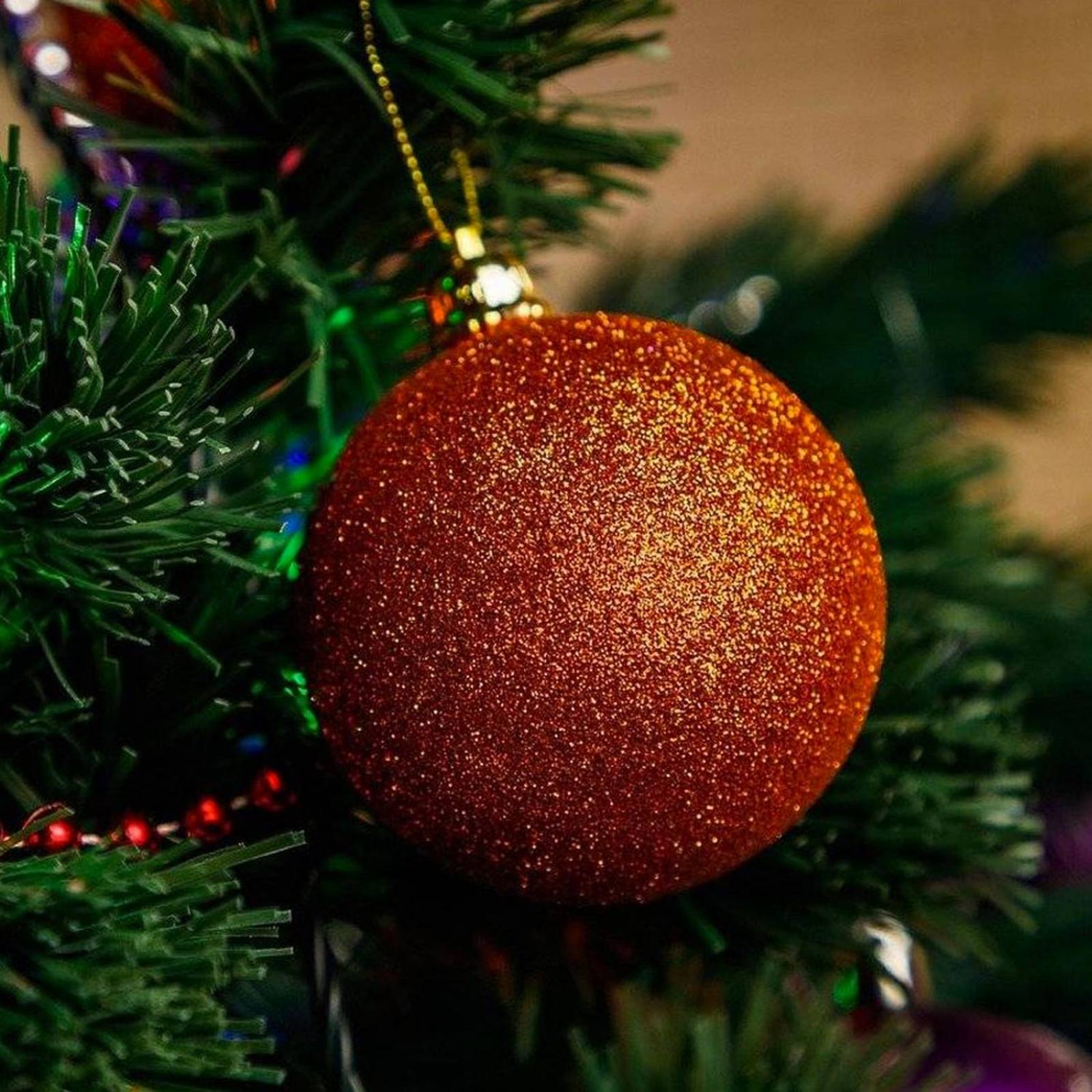 Esfera navideña en tubo para arbol de navidad de 24 pz / No5 
