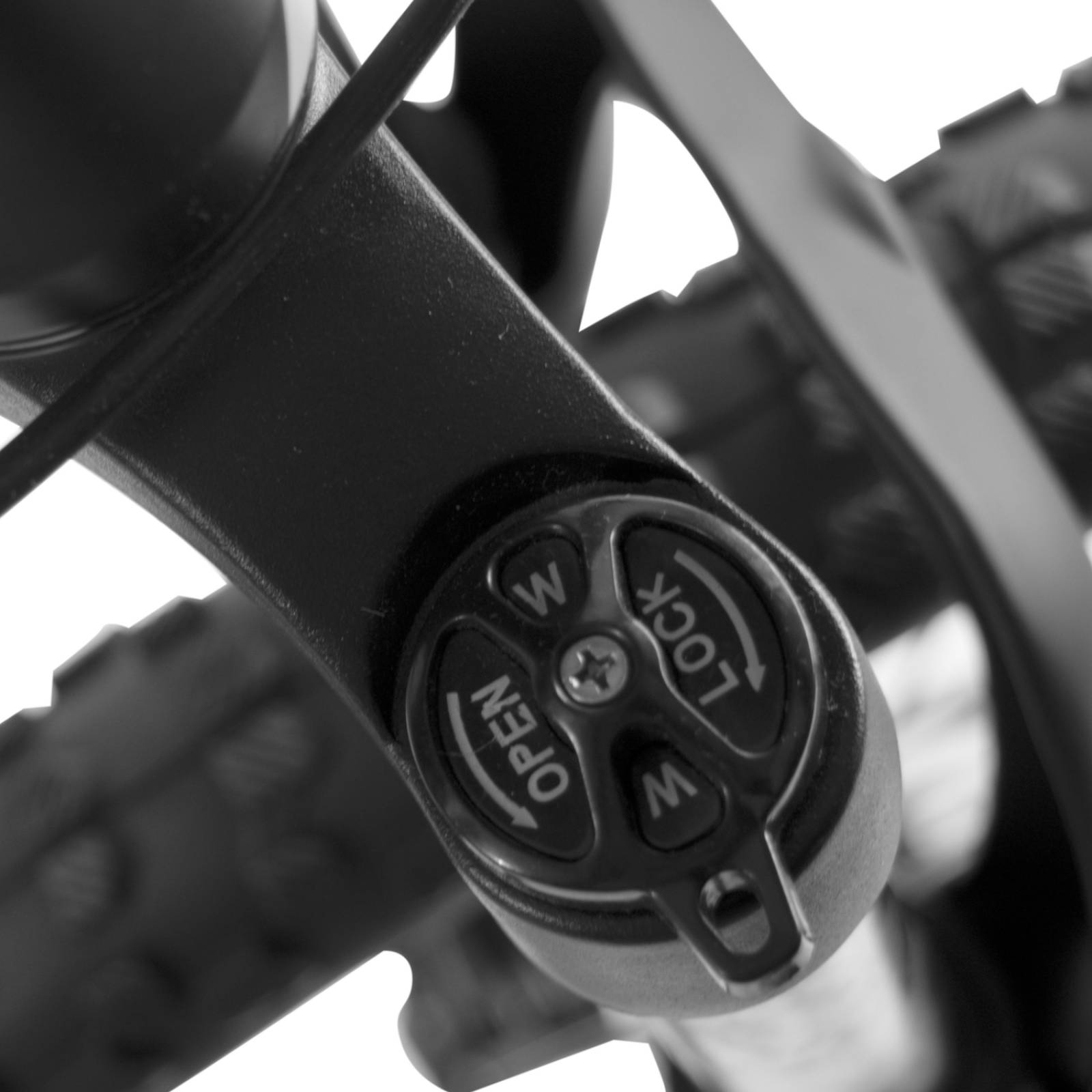 Bicicleta BENOTTO MTB AQUA R29 Aluminio Frenos Hidraulicos 