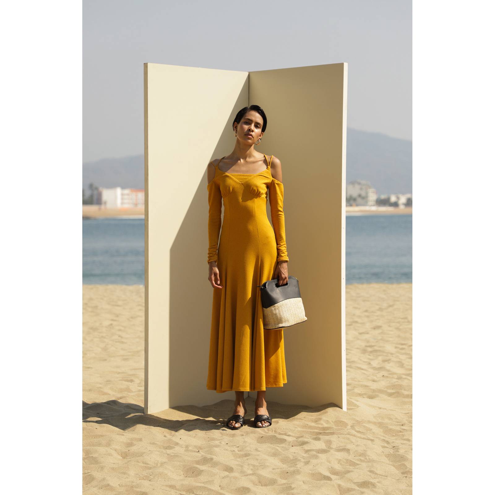 LOB VESTIDO MIDI IRREGULAR