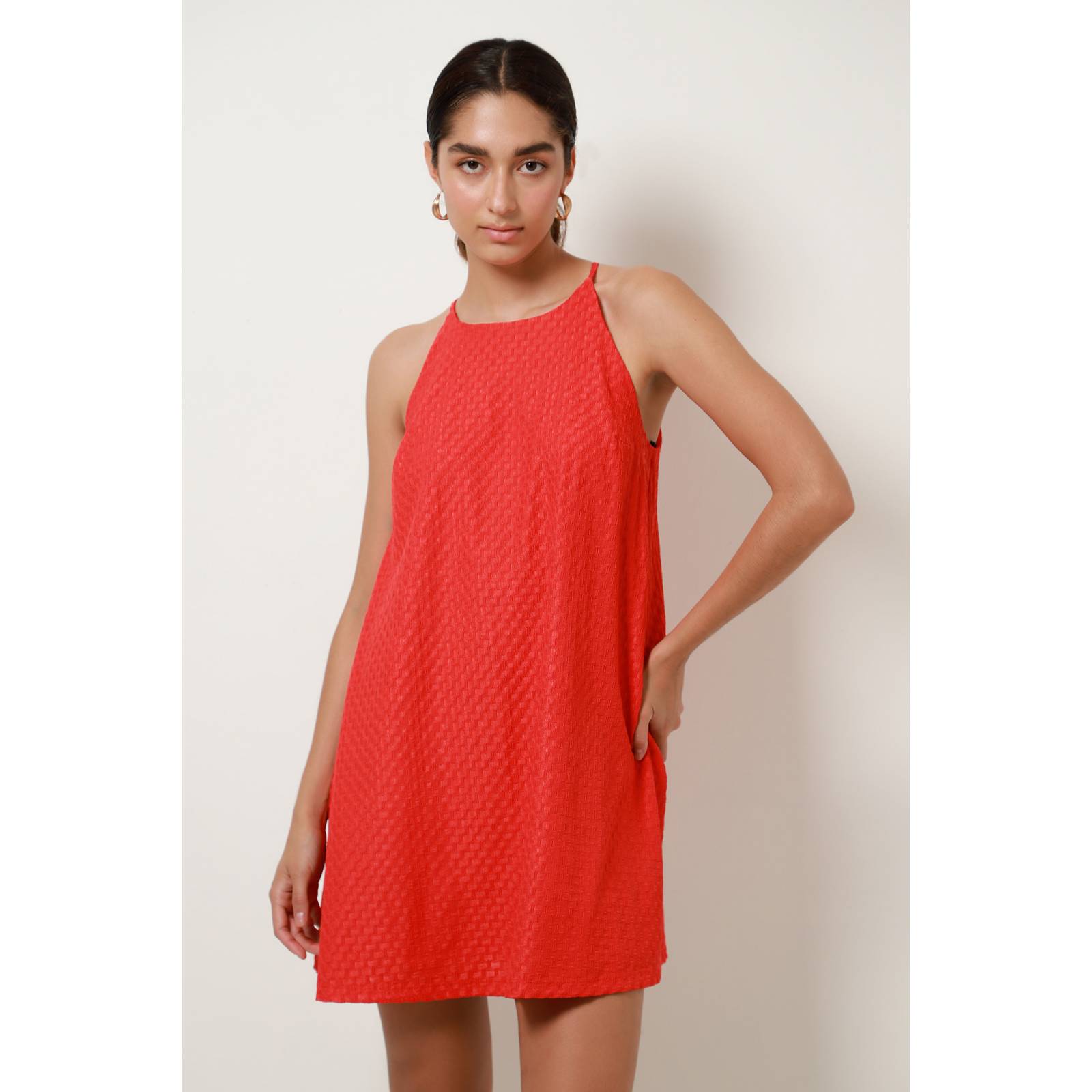 LOB VESTIDO HALTER TEXTURIZADO