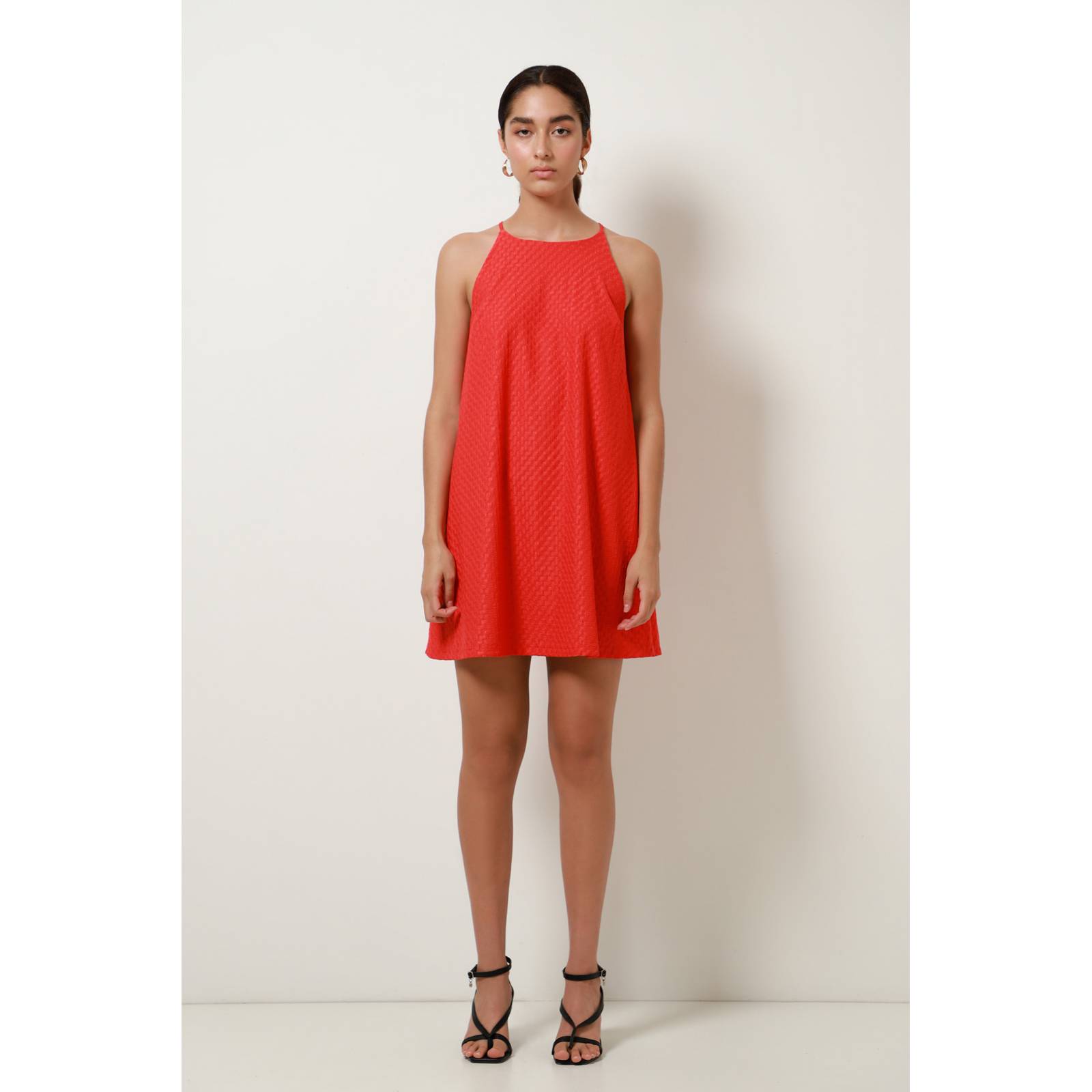 LOB VESTIDO HALTER TEXTURIZADO