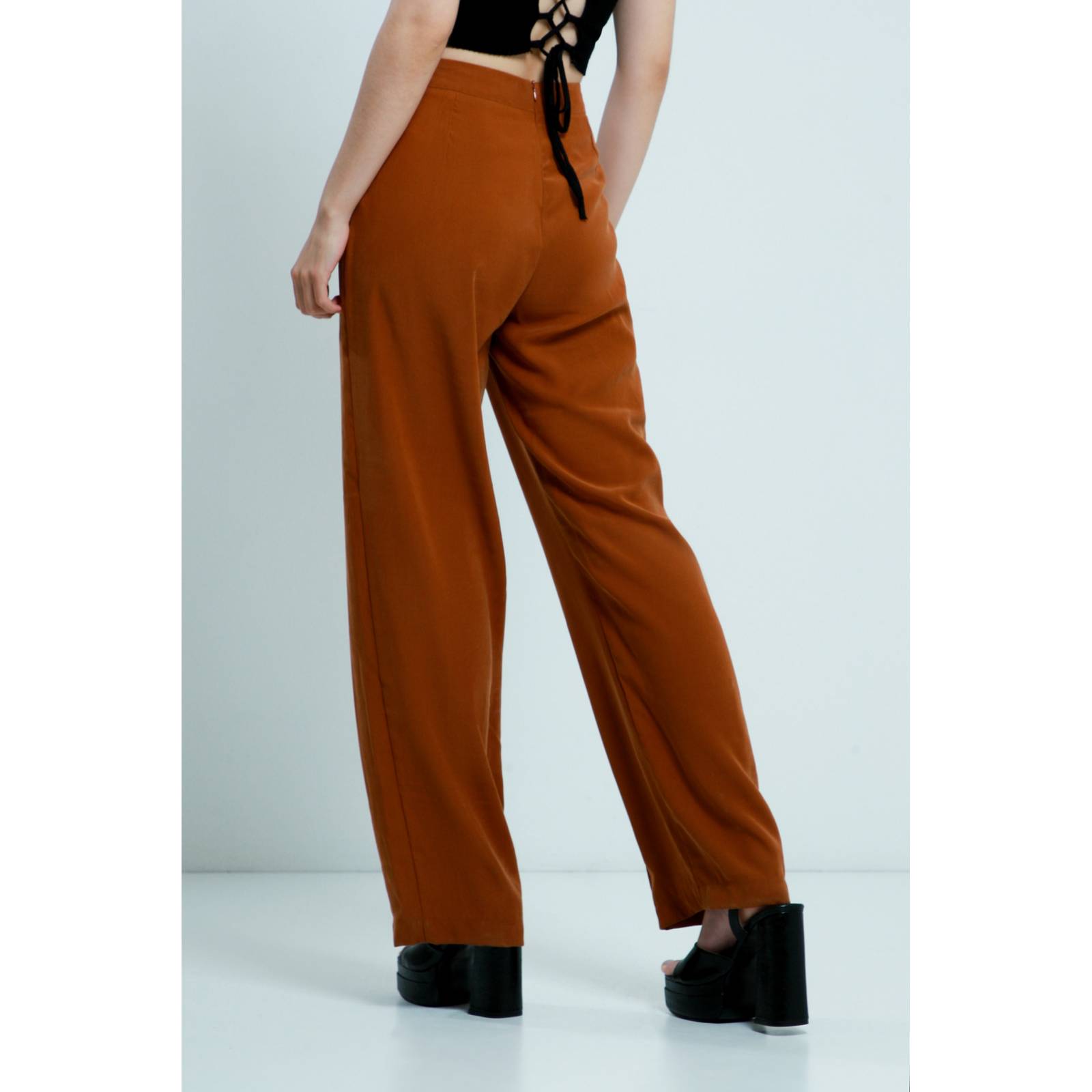 LOB PANTALÓN RECTO TIRO ALTO