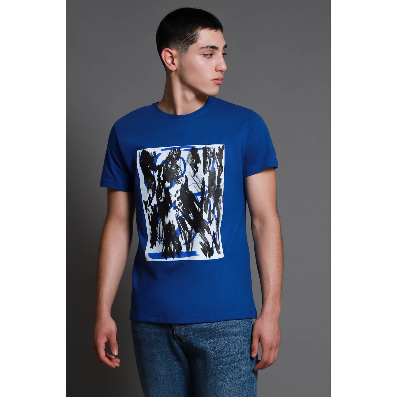 LOB PLAYERA ESTAMPADO GRÁFICO FRONTAL