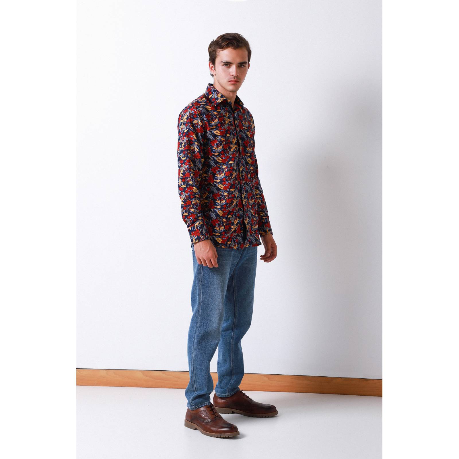 LOB CAMISA ESTAMPADO GRAFICO DE HOJAS