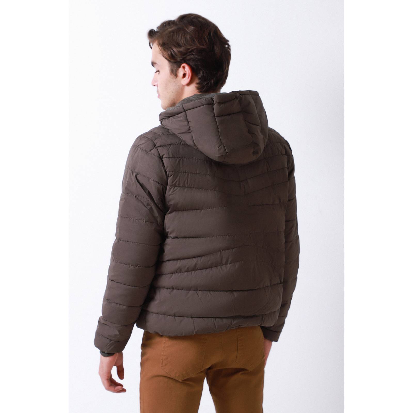 LOB CHAMARRA ACOLCHADA LIGERA