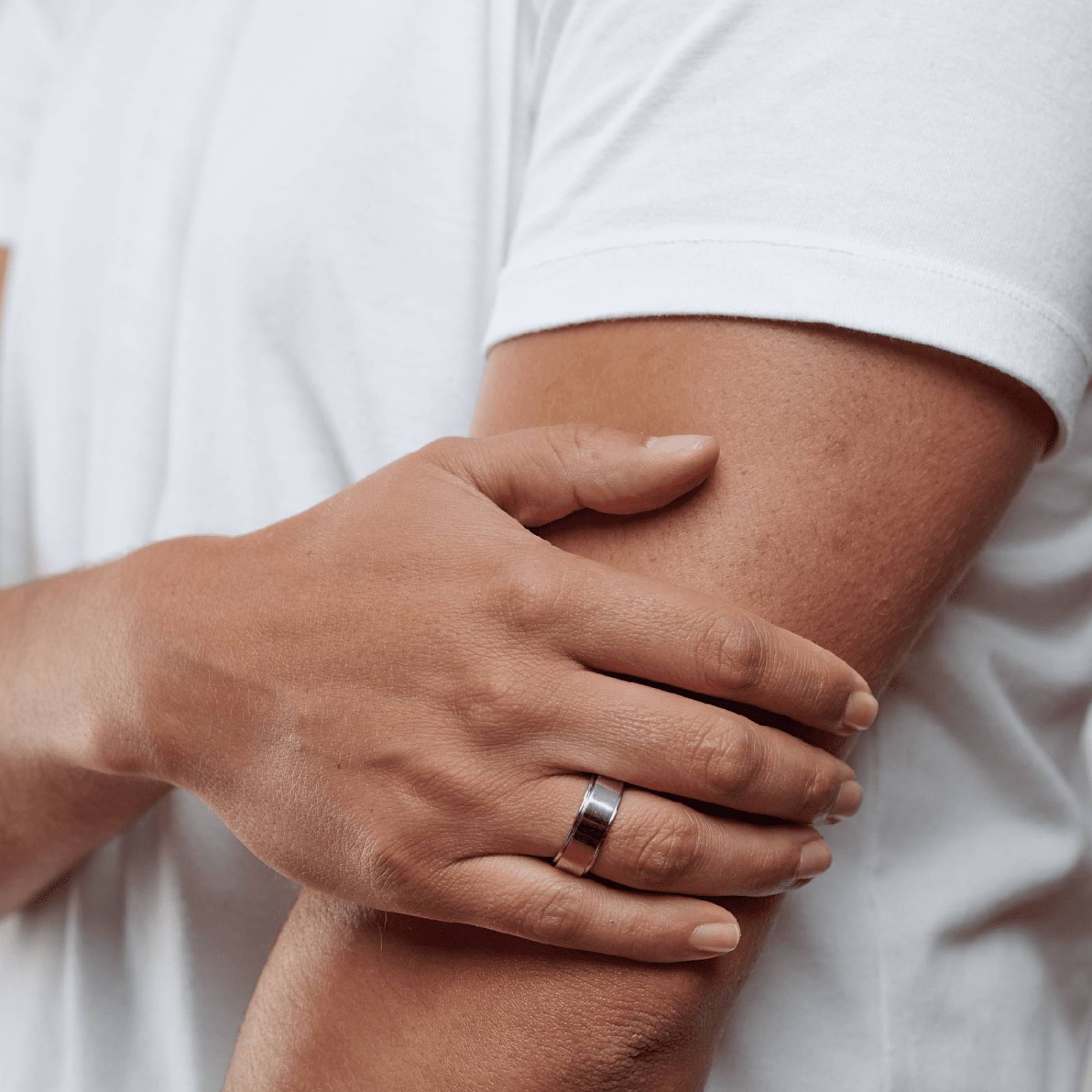 LUCKMAN Anillos Hombre Giratorios, Anillo Anti Ansiedad de Acero Inoxidable Color Plata, Talla 9 - Plata Brillante 9