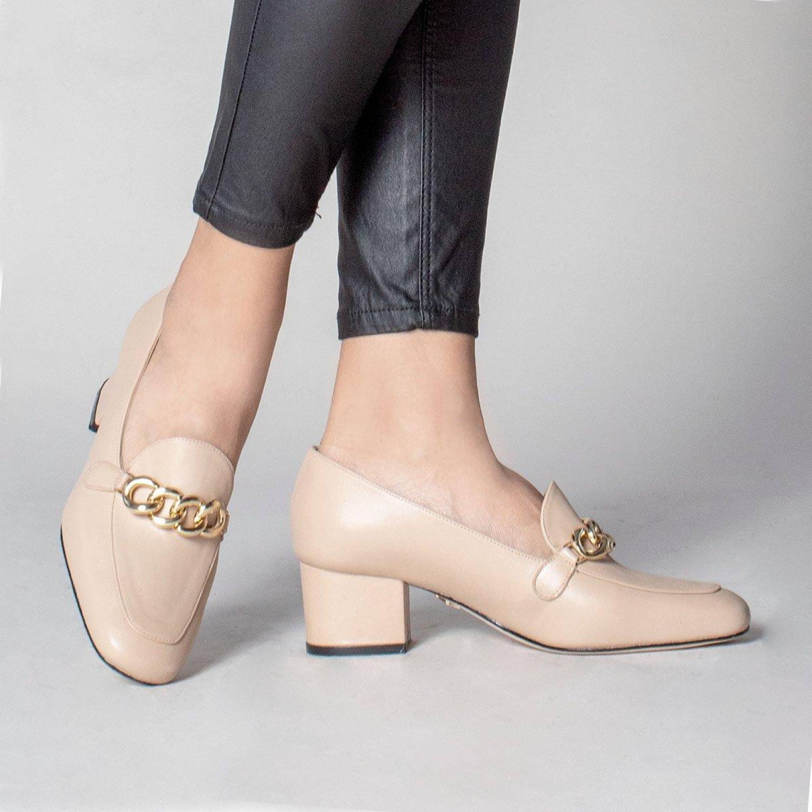 KALI 40 - Beige Regina Romero Zapato Zapatilla Tacon Bajo para Dama en Piel