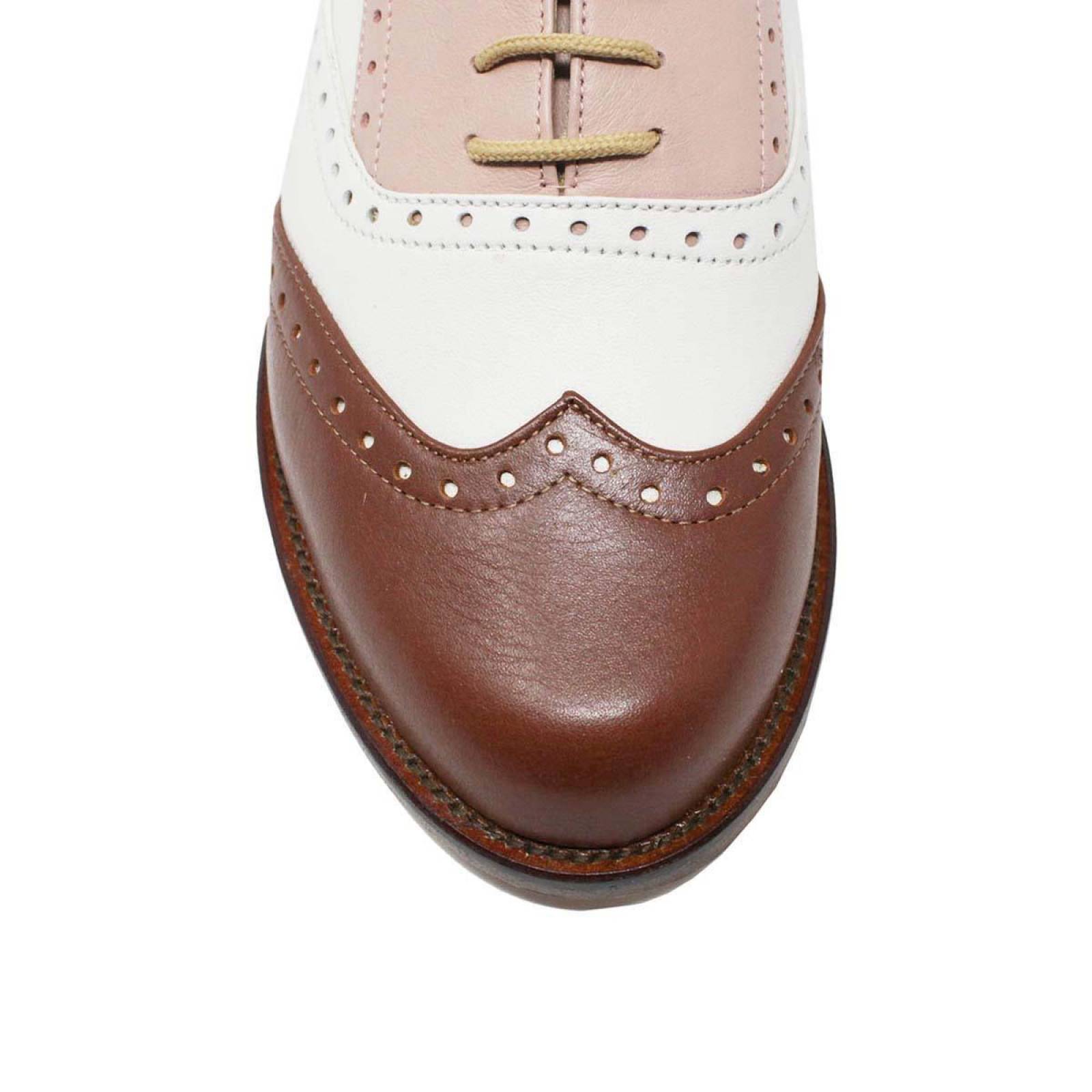 EMMA - Classic Regina Romero Zapato Bostoniano de Piso para Dama en Piel 