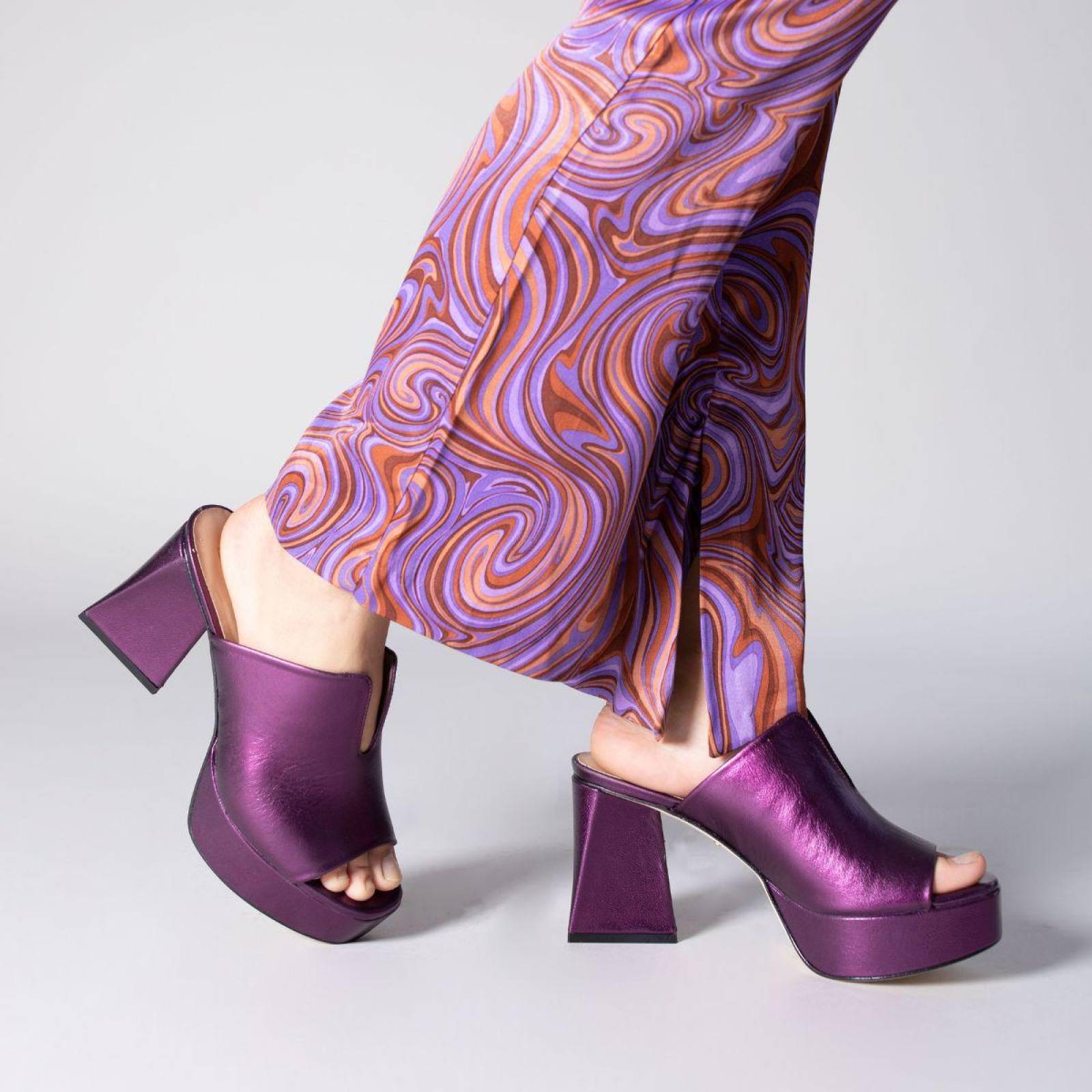 VERONICA 95 - Amatista Regina Romero Zapato Sandalia Mule Plataforma Tacon Alto para Dama en Piel 