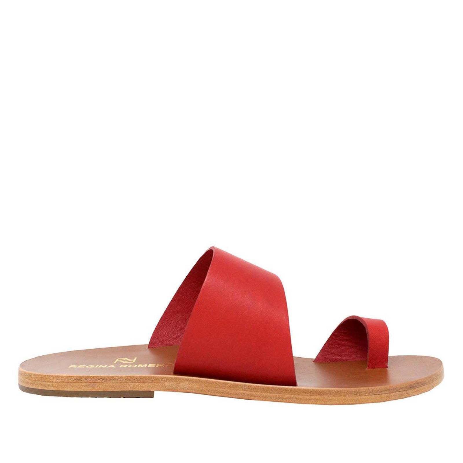 AMAYA - Rojo Regina Romero Resort Zapato Sandalia de Piso para Dama en Piel 
