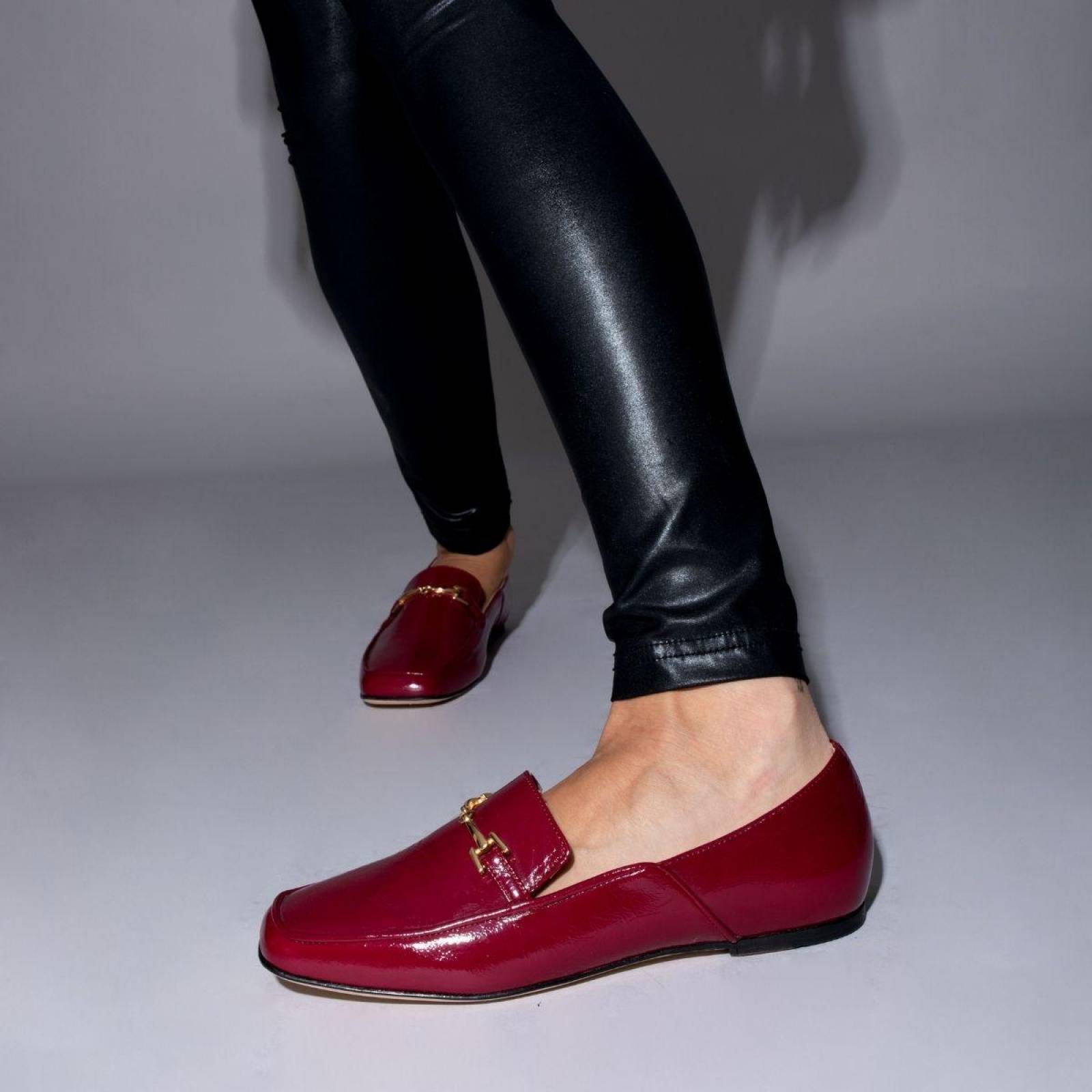 LUA - Charol Fucsia Regina Romero Zapato Mocasin de Piso para Dama en Piel