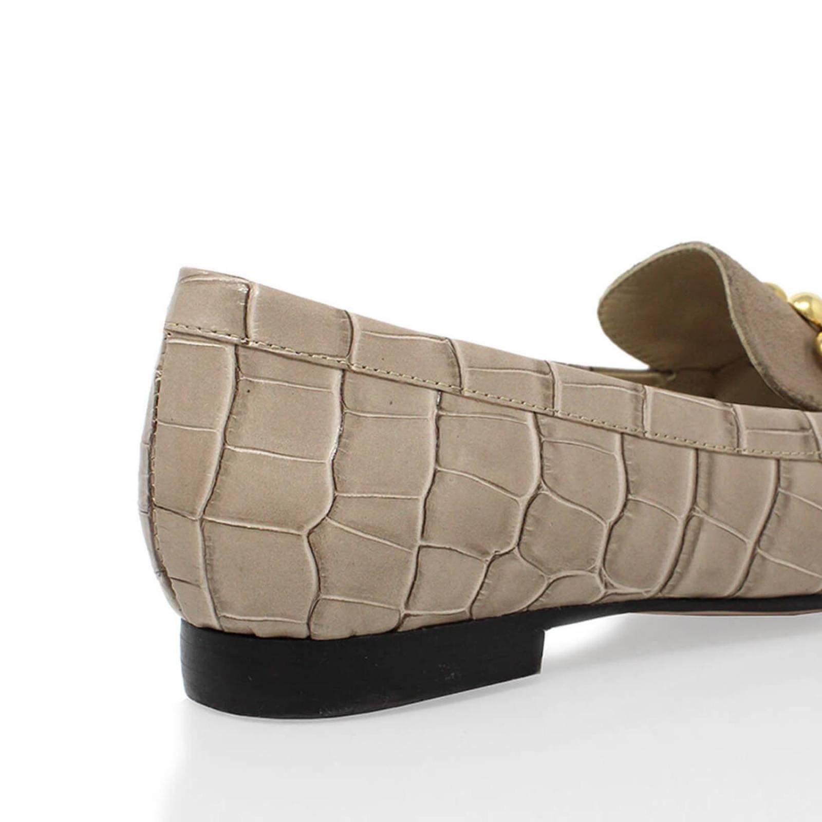 CORINA - Taupe Regina Romero Zapato Mocasin de Piso Para Dama en Piel 