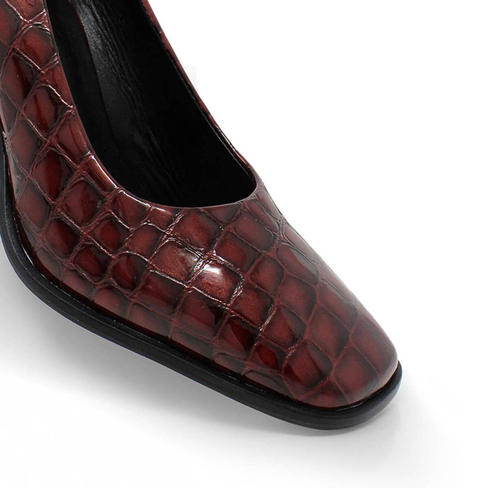 KAT 75 - Charol Vino Regina Romero Zapato Zapatilla Tacon Alto Para Dama en Piel 