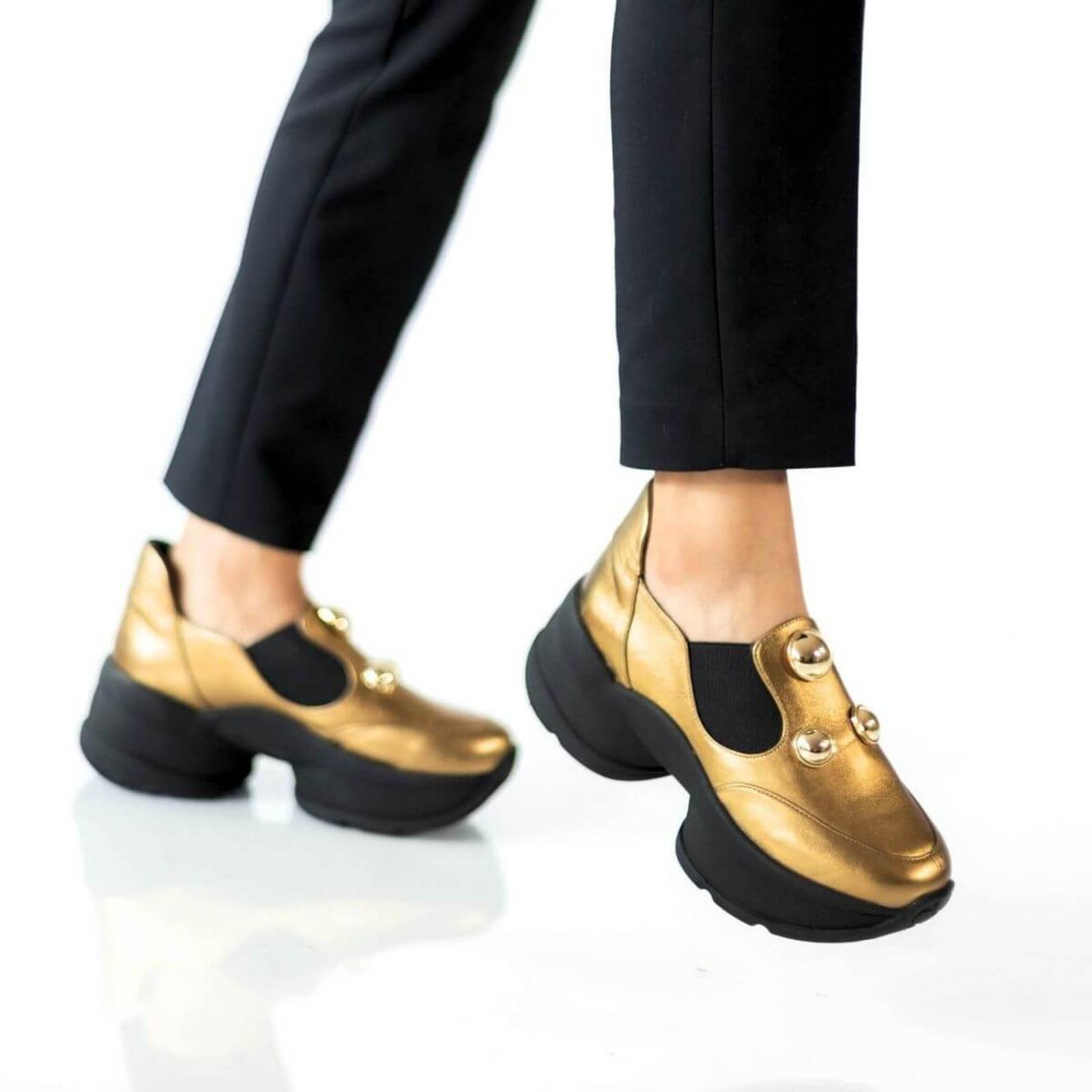 ODETTE 75 - Oro Viejo Regina Romero Zapato Tenis Urbano Sport Para Dama en Piel 